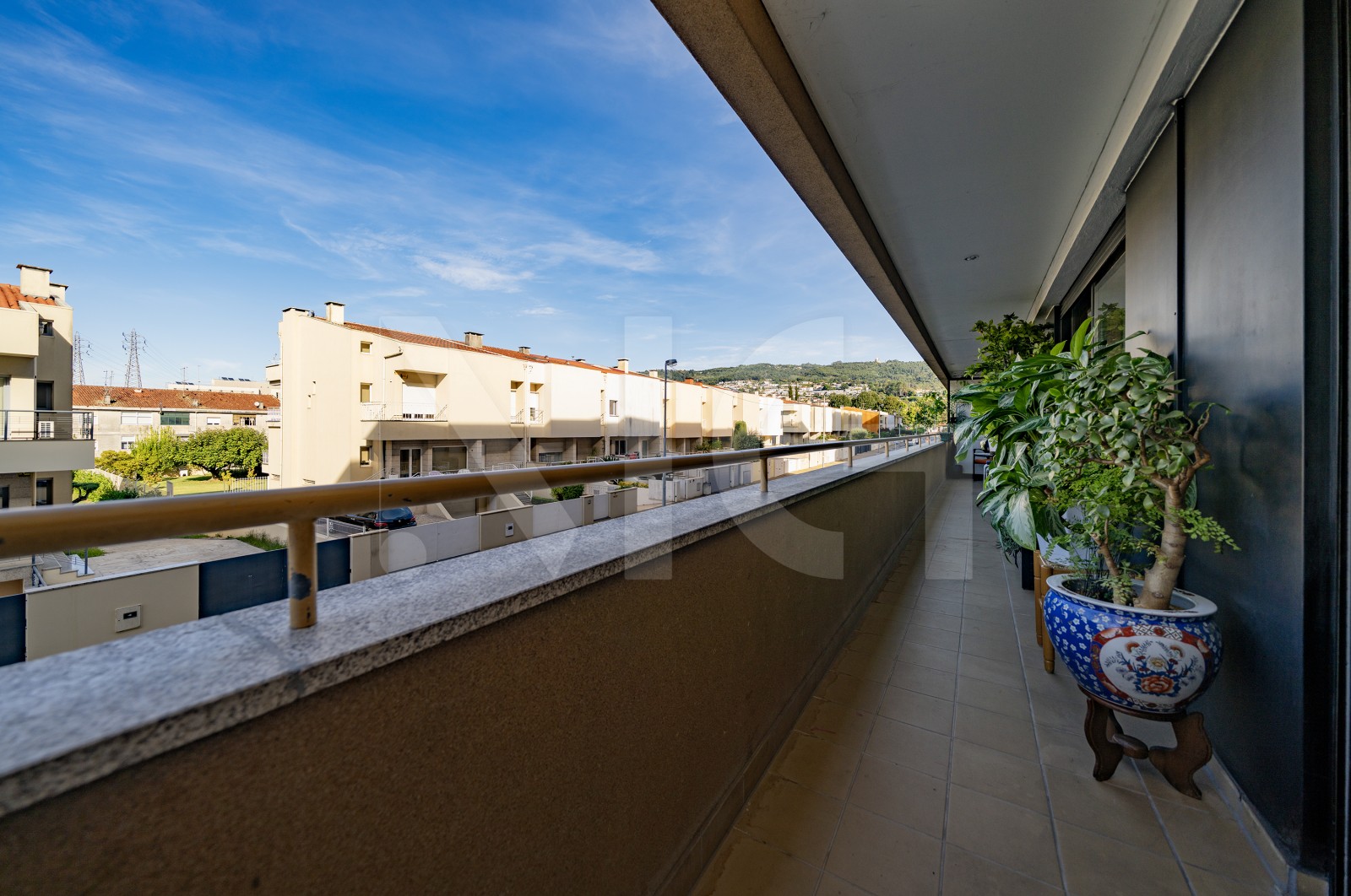 Apartment T3 for For sale in Braga (São Vítor), Braga, Braga - Varanda (Imagem 1)