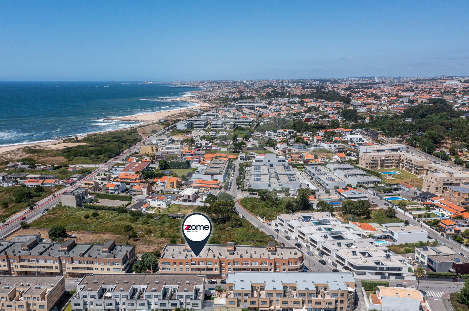 Apartamento T2 para Venda em Madalena, Vila Nova de Gaia, Porto - Área envolvente (Imagem 9)