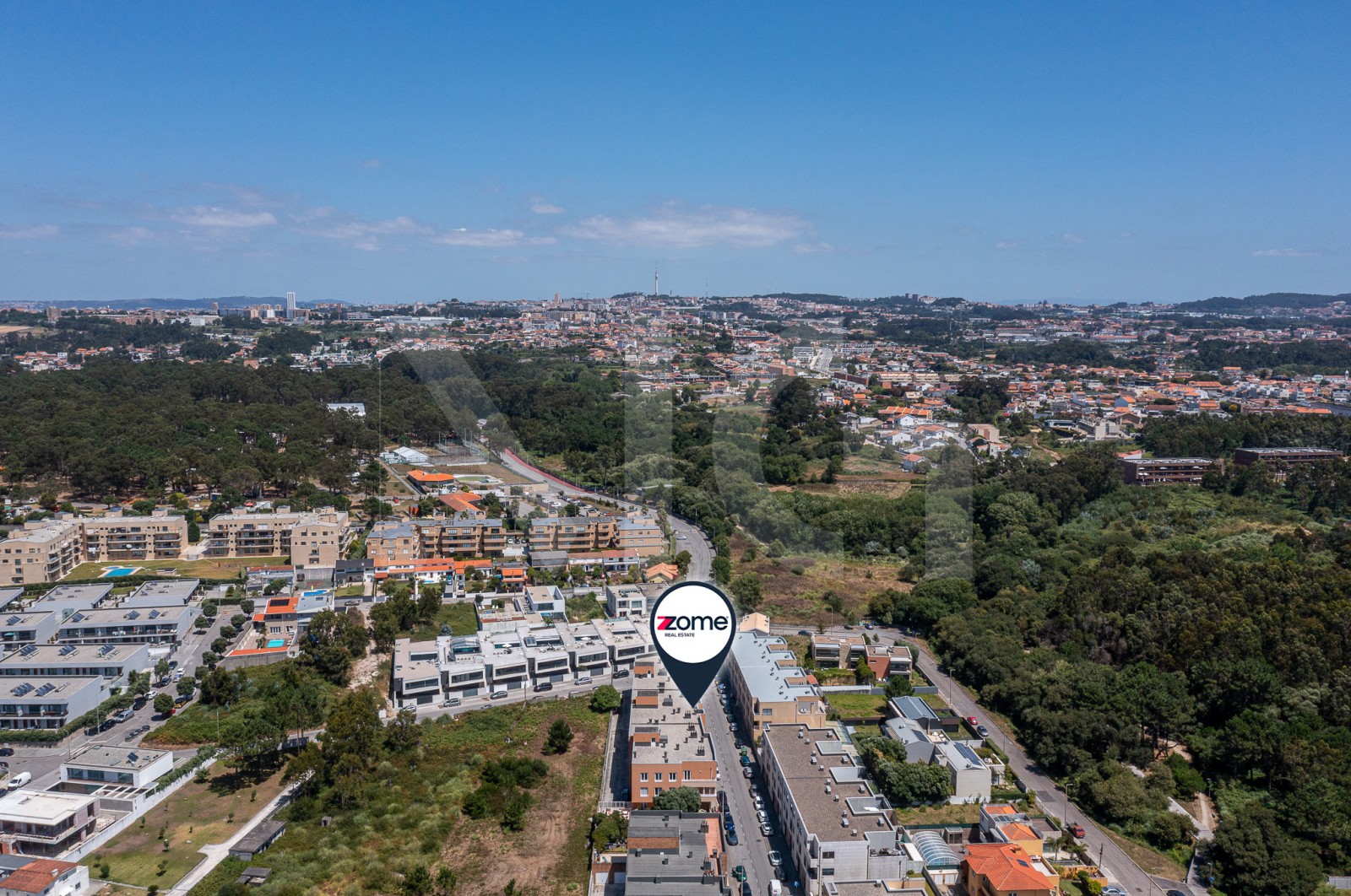 Apartamento T2 para Venda em Madalena, Vila Nova de Gaia, Porto - Área envolvente (Imagem 7)