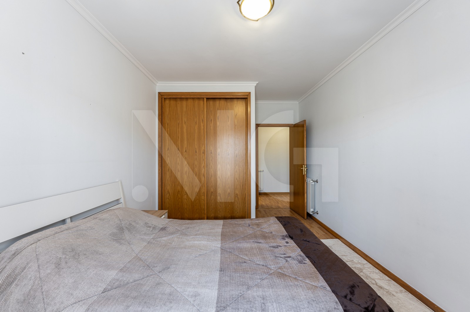 Apartamento T2 para Venda em Madalena, Vila Nova de Gaia, Porto - Quarto (Imagem 6)