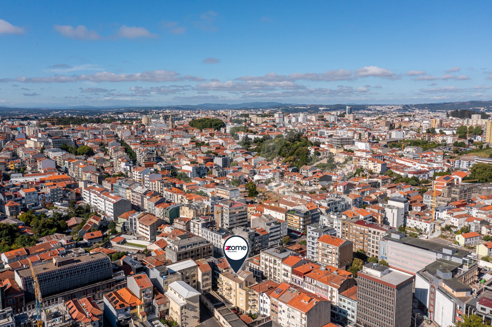 Apartment T2 for For sale in Cedofeita, Santo Ildefonso, Sé, Miragaia, São Nicolau e Vitória, Porto, Porto - Área envolvente (Imagem 14)