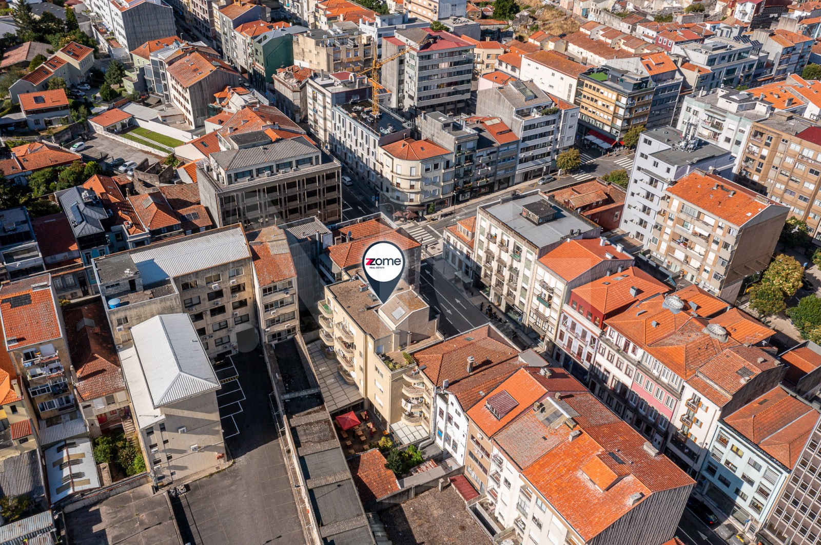 Apartment T2 for For sale in Cedofeita, Santo Ildefonso, Sé, Miragaia, São Nicolau e Vitória, Porto, Porto - Área envolvente (Imagem 6)