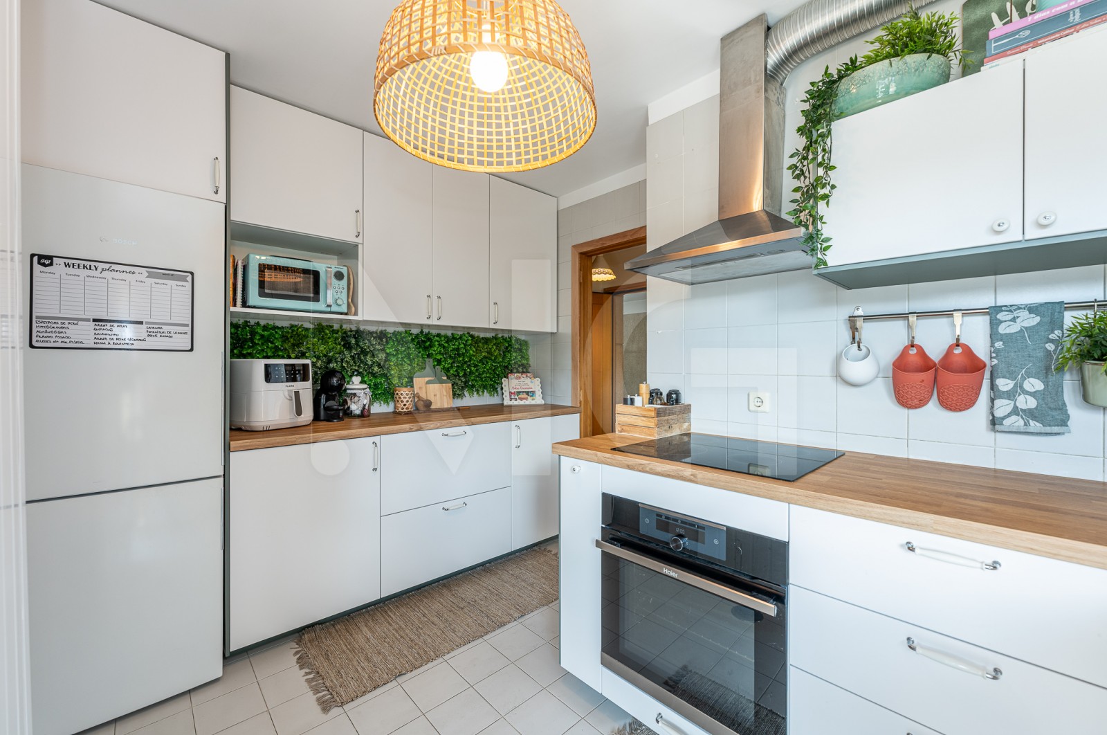 Apartment T2 for For sale in Cedofeita, Santo Ildefonso, Sé, Miragaia, São Nicolau e Vitória, Porto, Porto - Cozinha (Imagem 3)