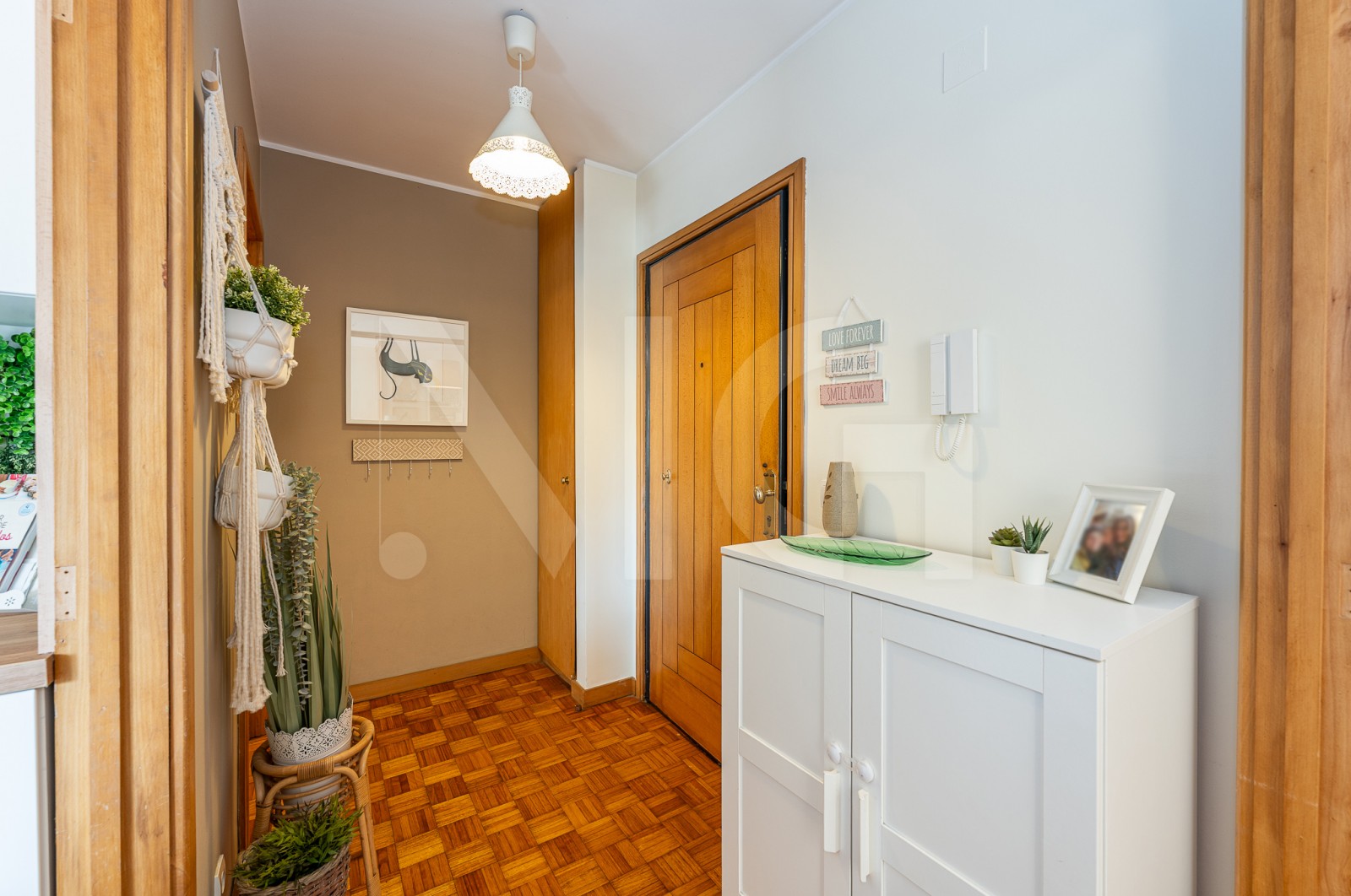 Apartment T2 for For sale in Cedofeita, Santo Ildefonso, Sé, Miragaia, São Nicolau e Vitória, Porto, Porto - Hall de entrada (Imagem 1)