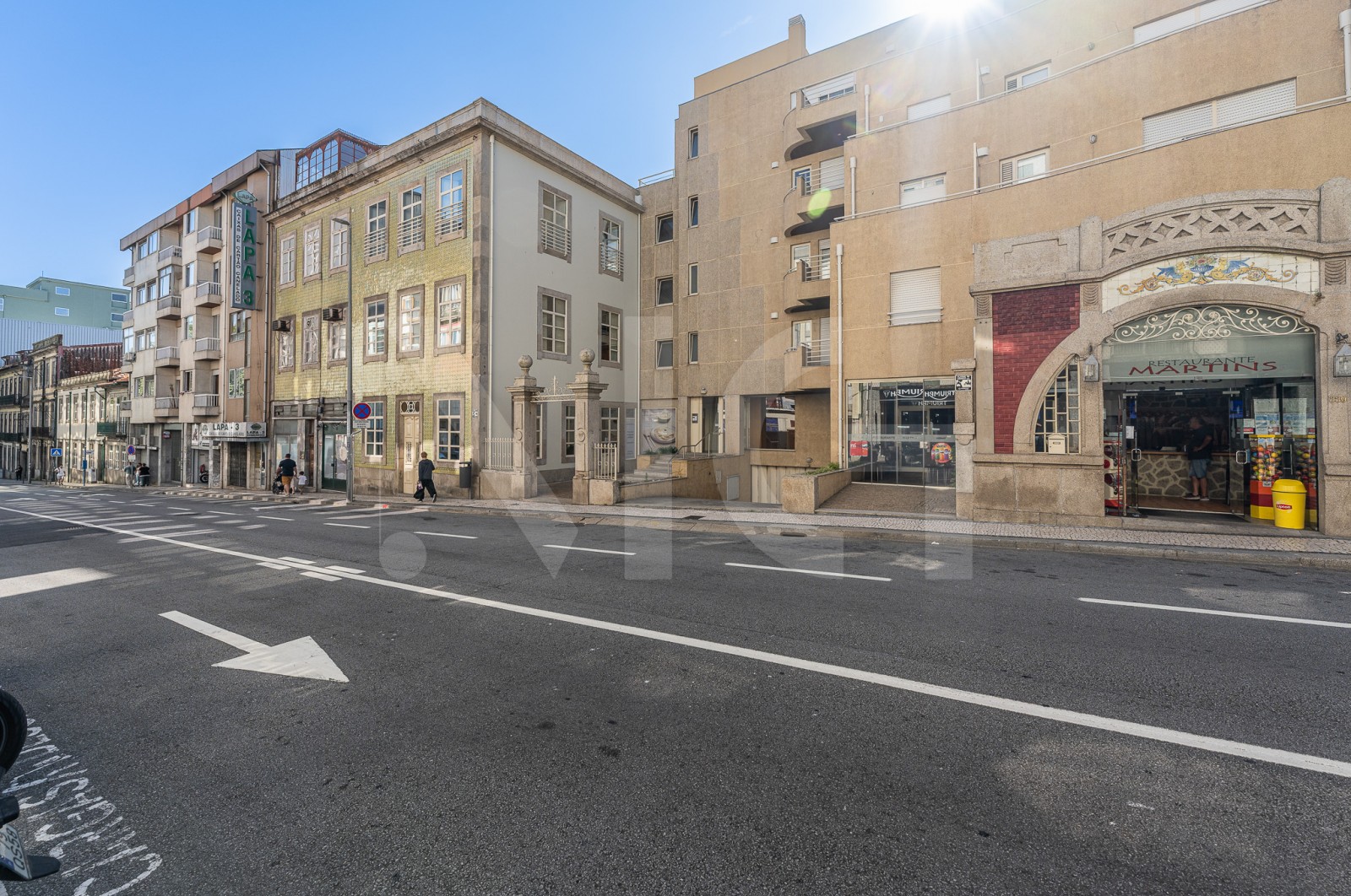 Apartment T2 for For sale in Cedofeita, Santo Ildefonso, Sé, Miragaia, São Nicolau e Vitória, Porto, Porto - Fachada (Imagem 2)