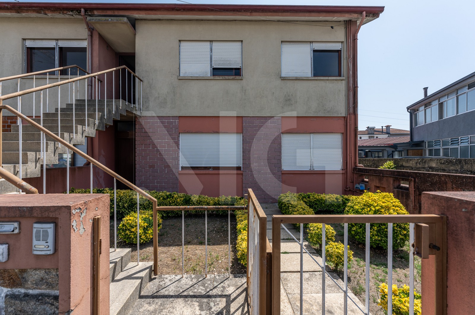 House T6 for For sale in Pedrouços, Maia, Porto - Fachada (Imagem 2)