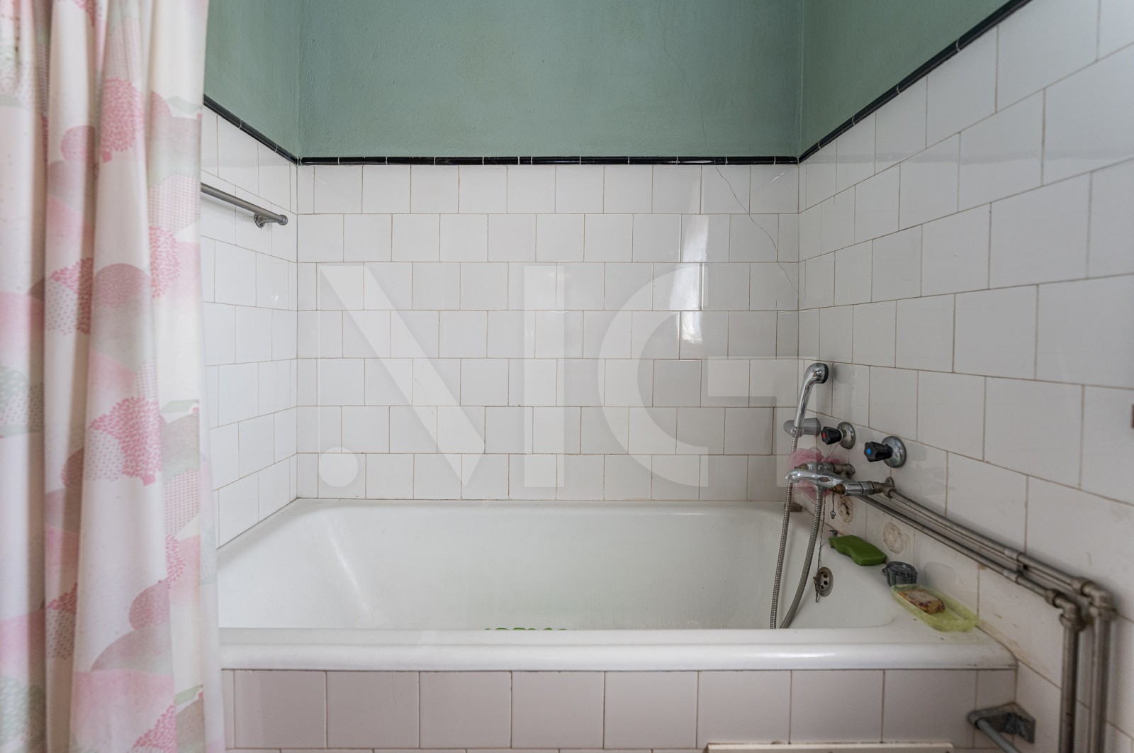 House T6 for For sale in Pedrouços, Maia, Porto - Casa de banho (Imagem 2)