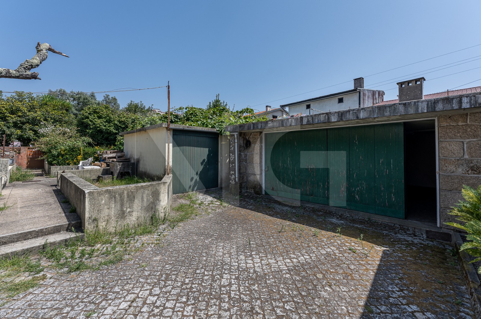 House T6 for For sale in Pedrouços, Maia, Porto - Terraço (Imagem 1)