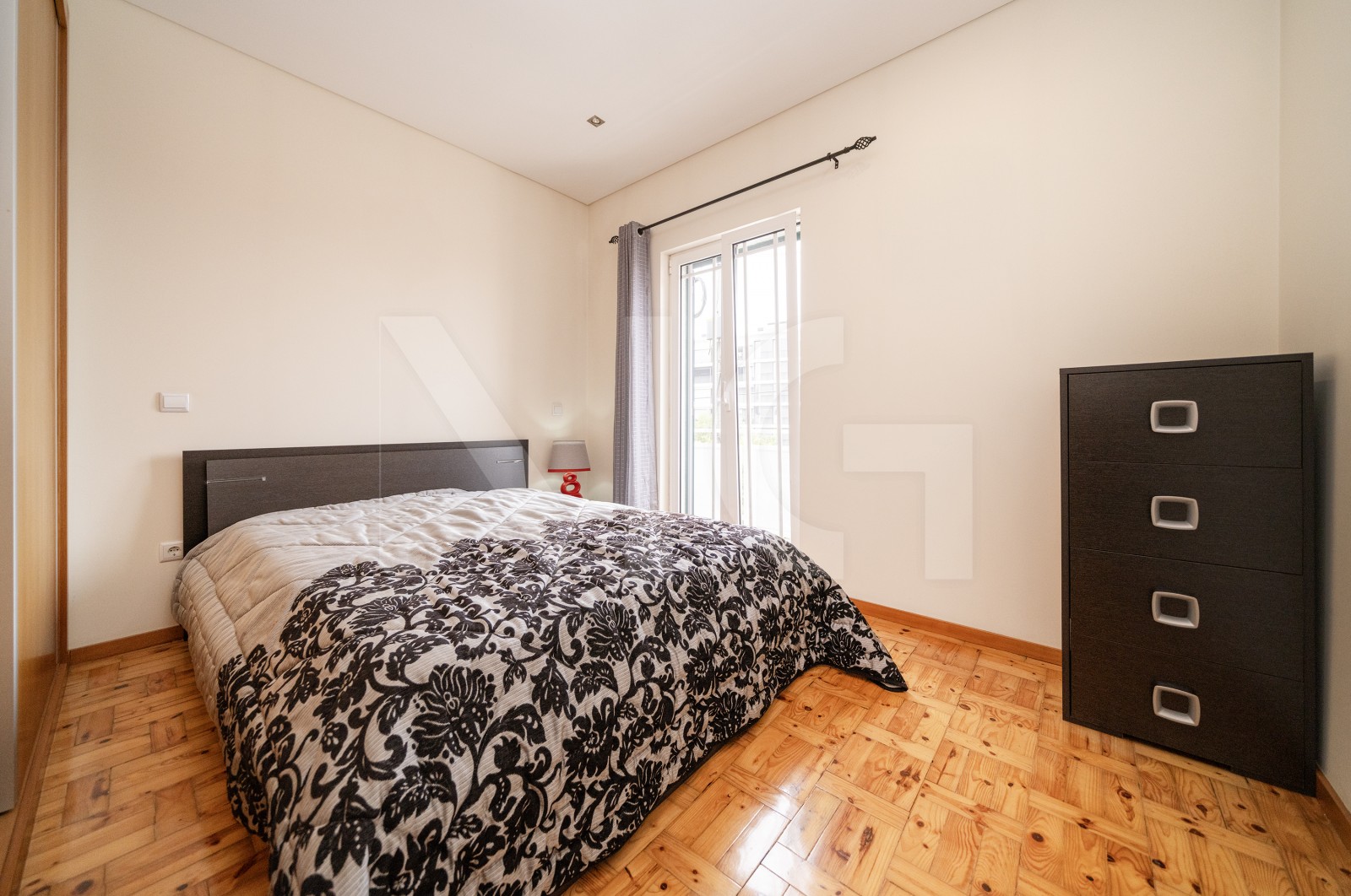 House T6 for For sale in Braga (São José de São Lázaro e São João do Souto), Braga, Braga - Quarto (Imagem 4)