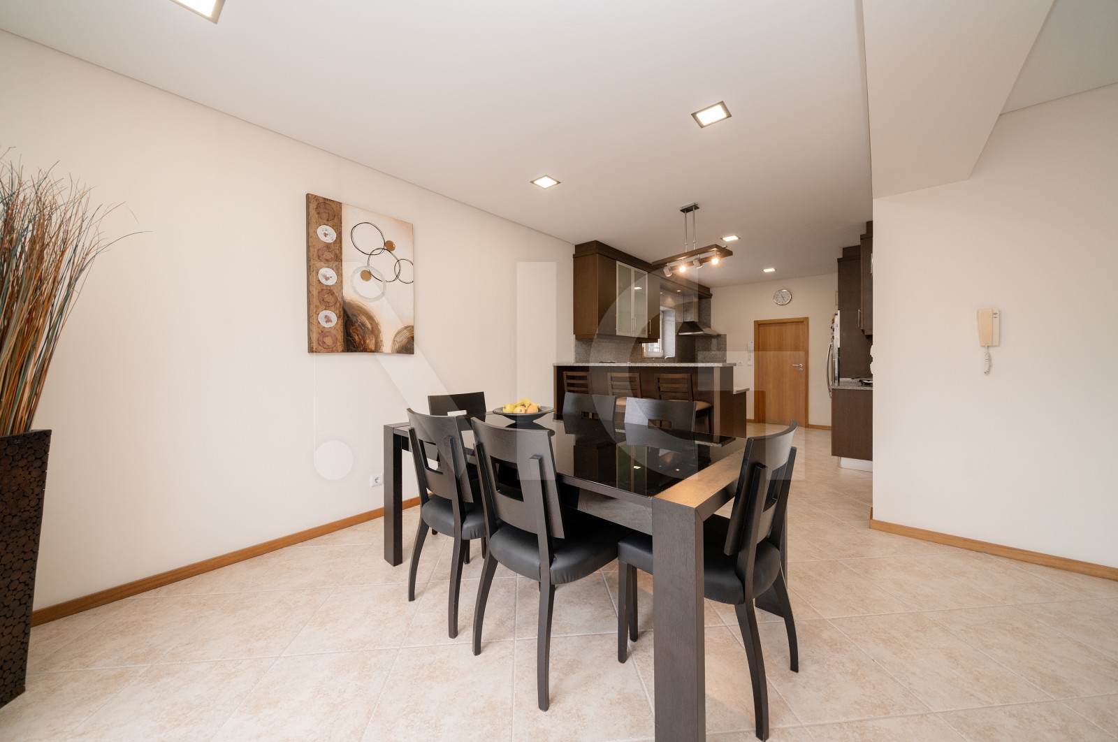 House T6 for For sale in Braga (São José de São Lázaro e São João do Souto), Braga, Braga - Cozinha (Imagem 1)