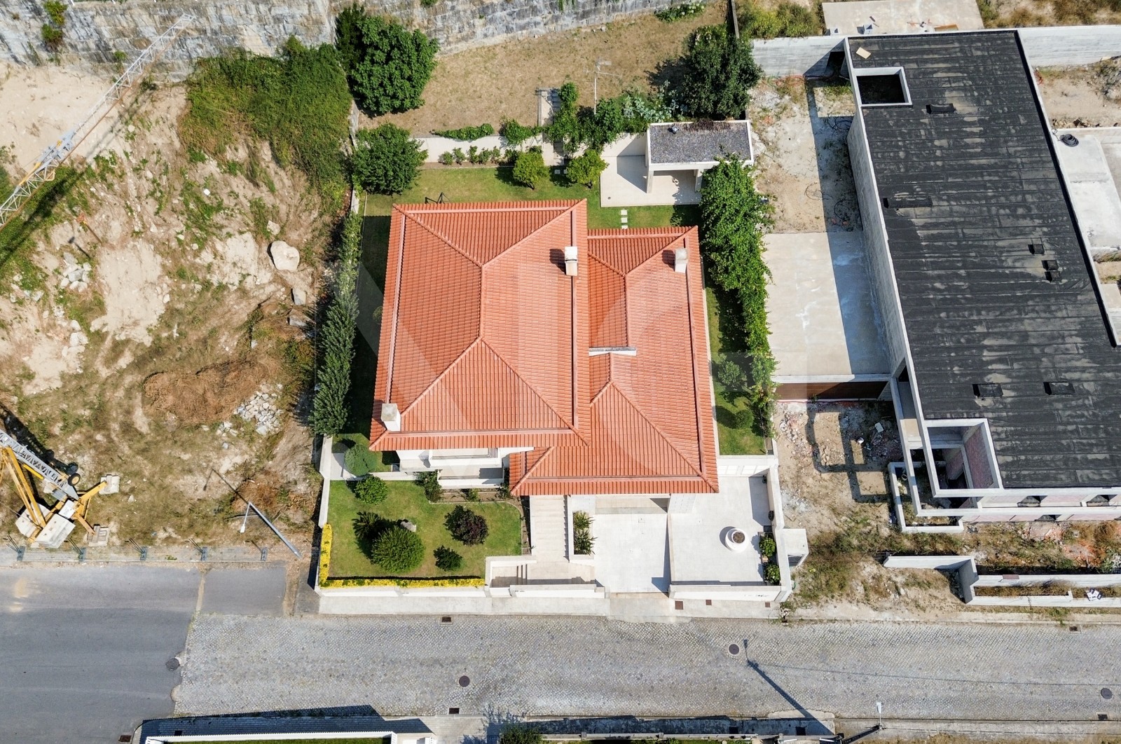 House T5 for For sale in Este (São Pedro e São Mamede), Braga, Braga - Área envolvente (Imagem 2)