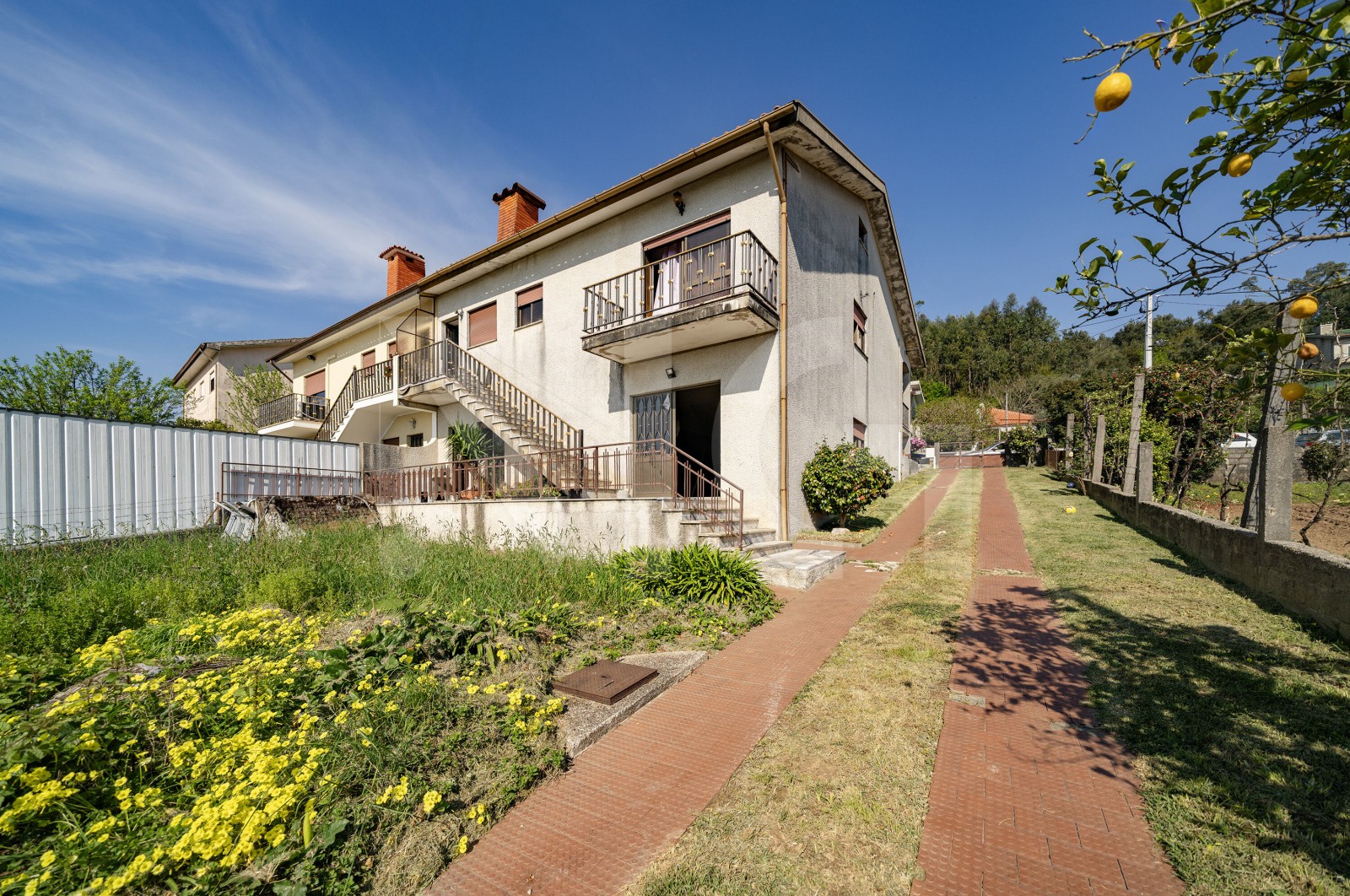 House T3 for For sale in Cabreiros e Passos (São Julião), Braga, Braga - Fachada (Imagem 2)