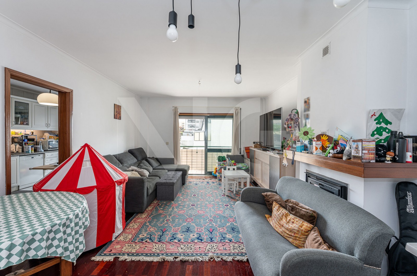 Apartamento T2 para Venda em Custóias, Leça do Balio e Guifões, Matosinhos, Porto - Sala (Imagem 2)