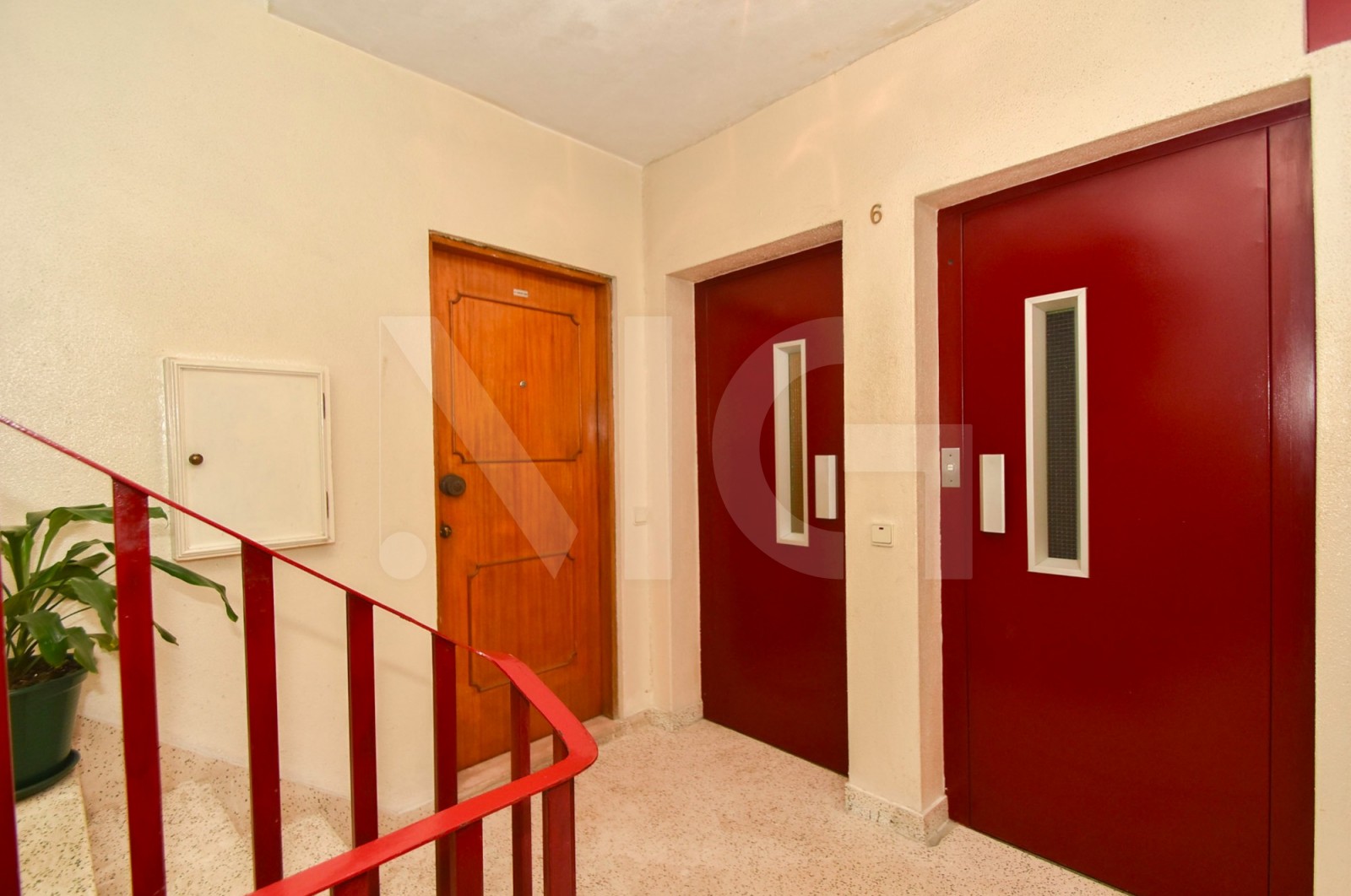 Apartment T2 for For sale in Campanhã, Porto, Porto - Áreas comuns (Imagem 1)