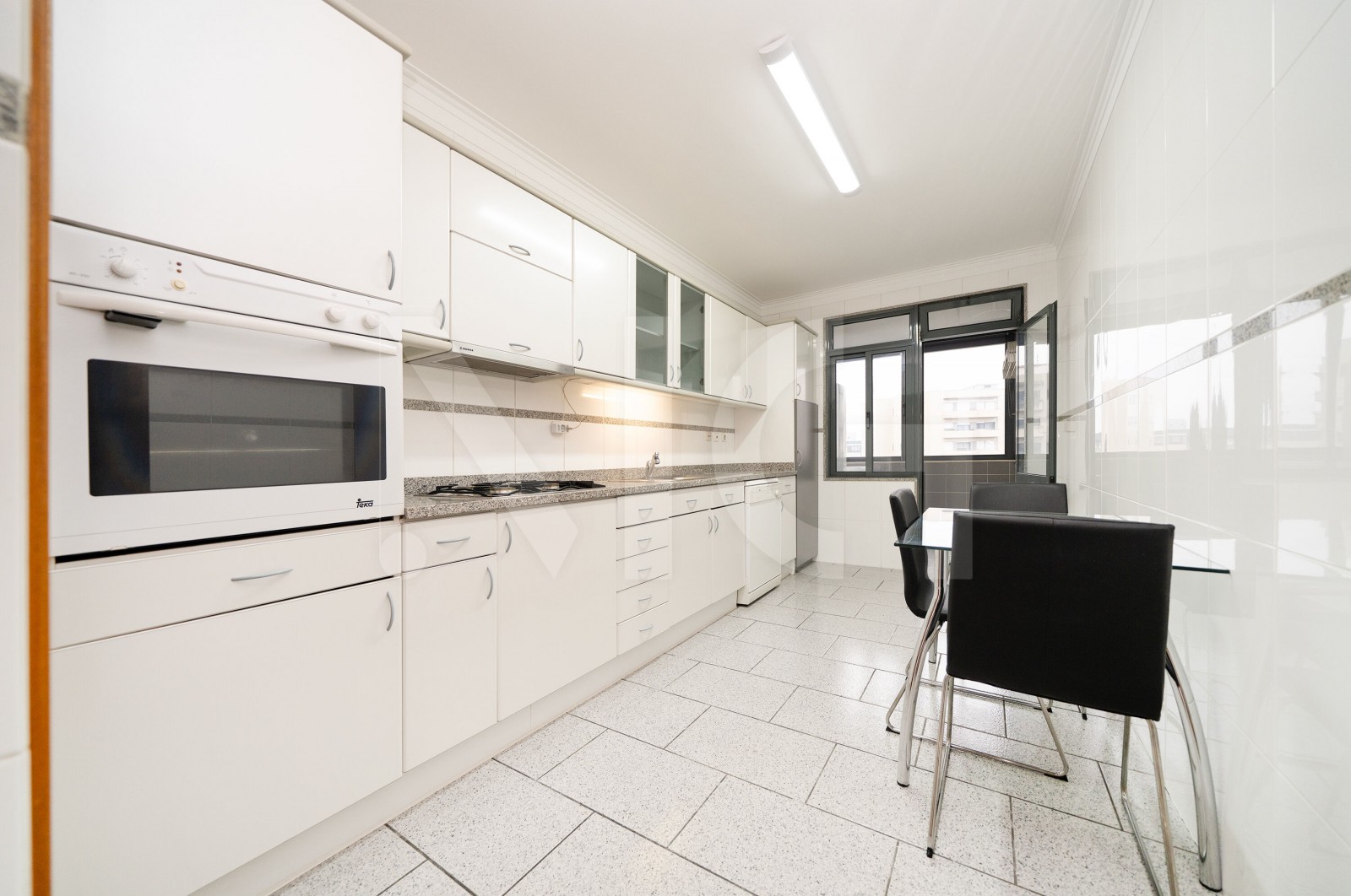 Apartamento T3 para Venda em Braga (São Vicente), Braga, Braga - Cozinha (Imagem 1)