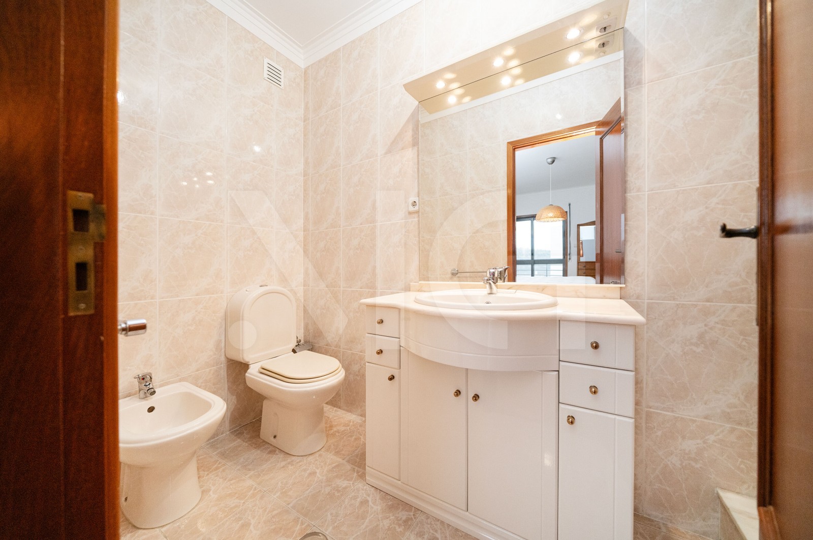 Apartamento T3 para Venda em Braga (São Vicente), Braga, Braga - Casa de banho (Imagem 2)