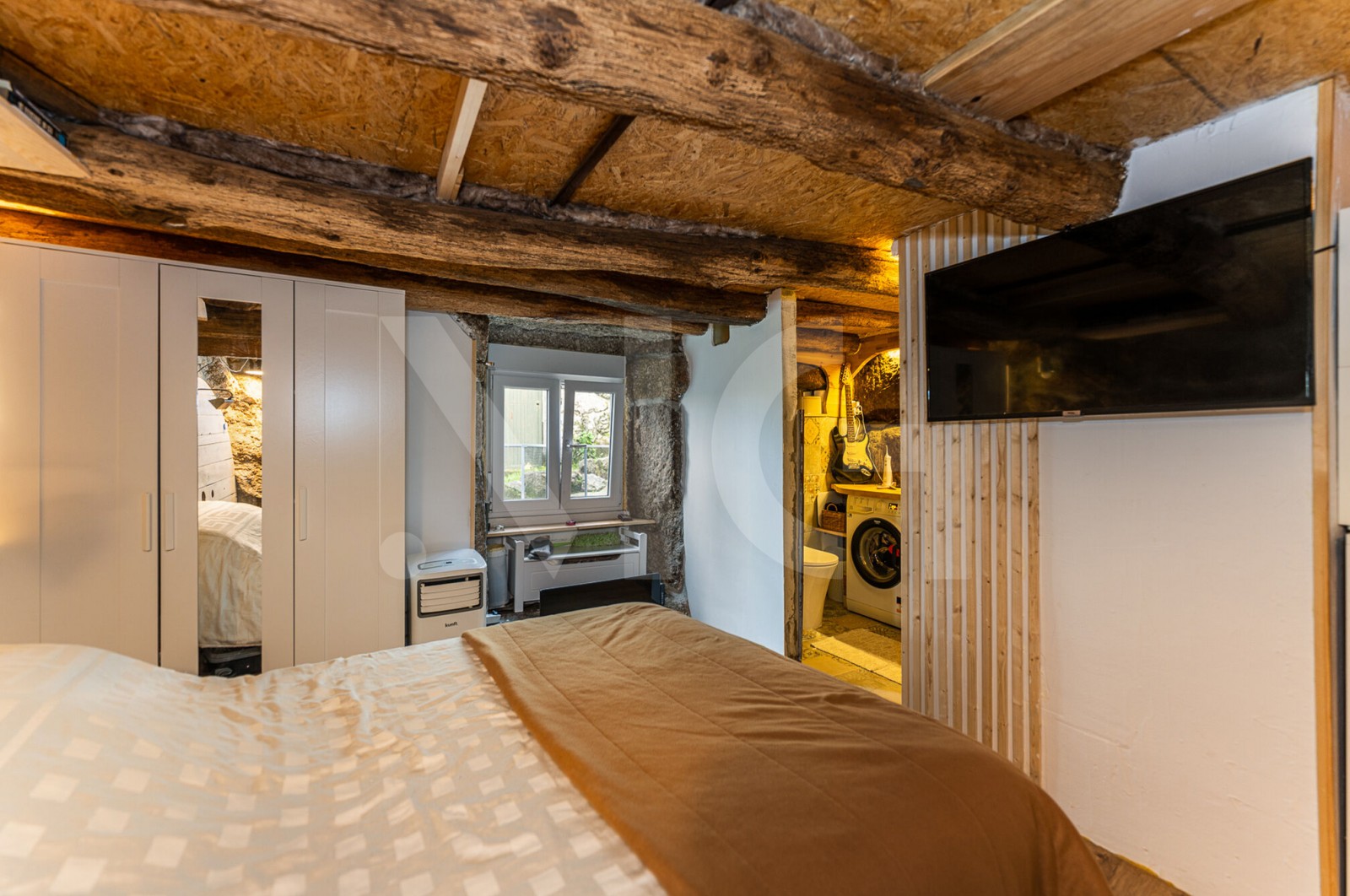 House T1 for For sale in Aboim, Felgueiras, Gontim e Pedraído, Fafe, Braga - Quarto (Imagem 2)