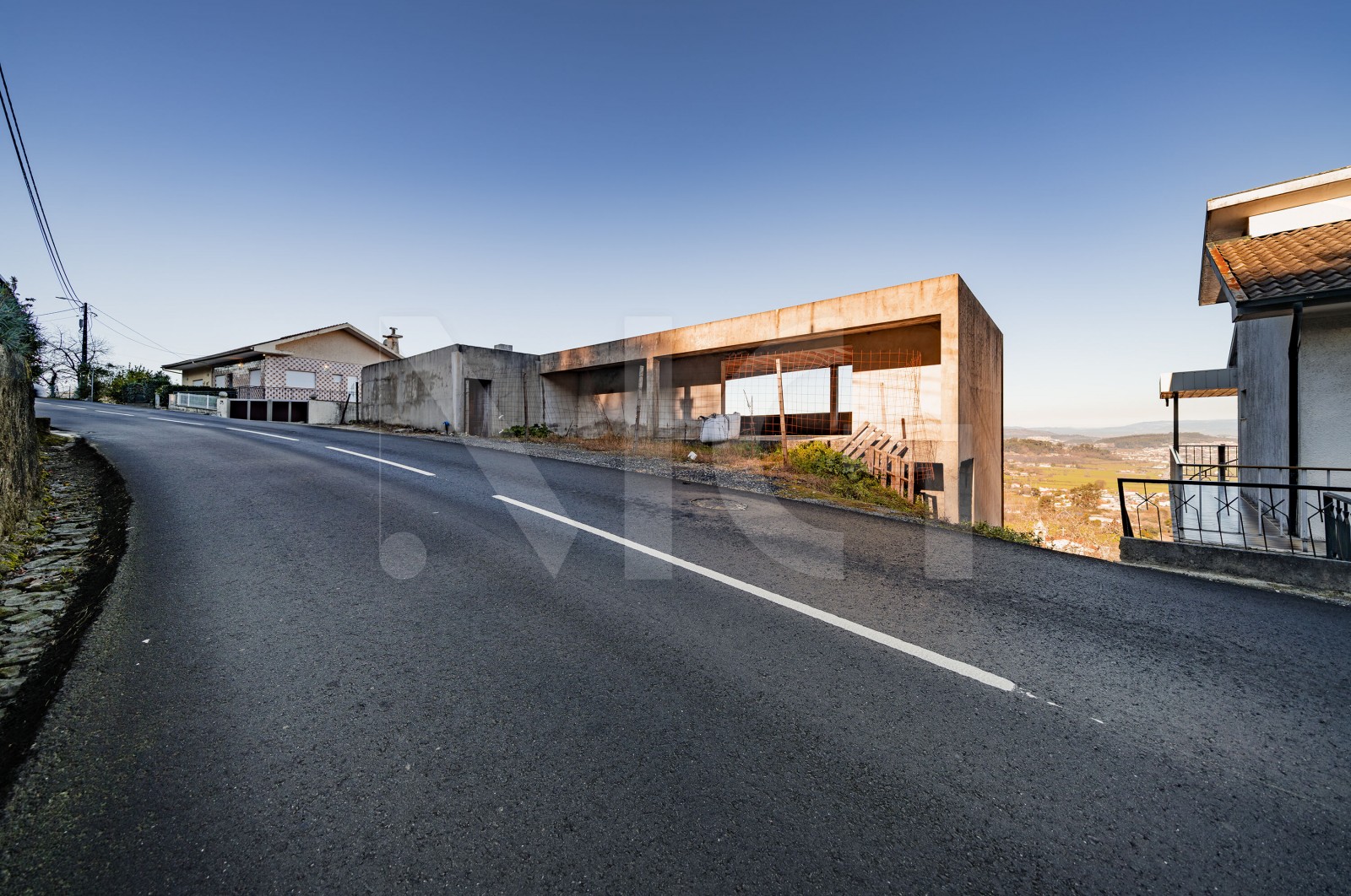 Terreno Urbano para Venda em Escudeiros e Penso (Santo Estêvão e São Vicente), Braga, Braga - Detalhes (Imagem 2)