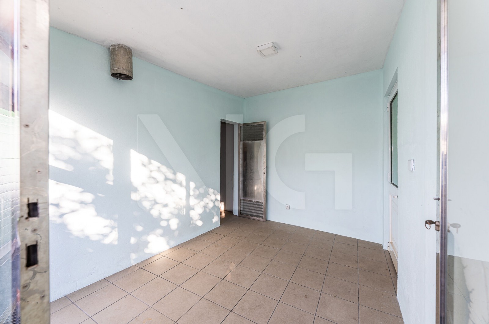 Moradia T4 para Venda em Covelas, Trofa, Porto - Arrecadação/Anexo (Imagem 3)