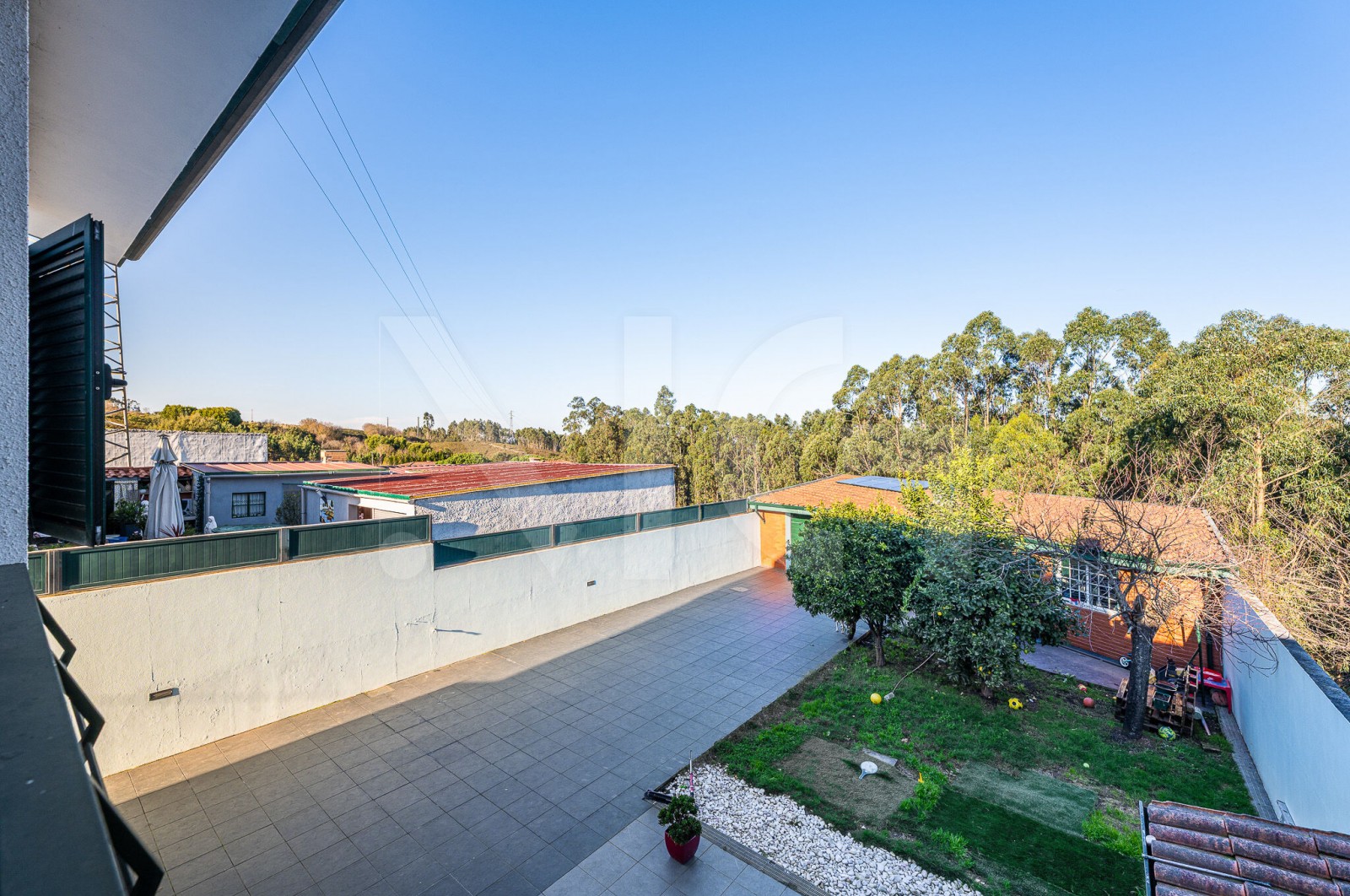 Moradia T4 para Venda em Covelas, Trofa, Porto - Varanda (Imagem 3)