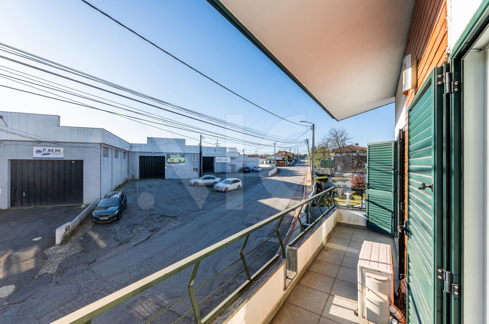 Moradia T4 para Venda em Covelas, Trofa, Porto - Varanda (Imagem 4)