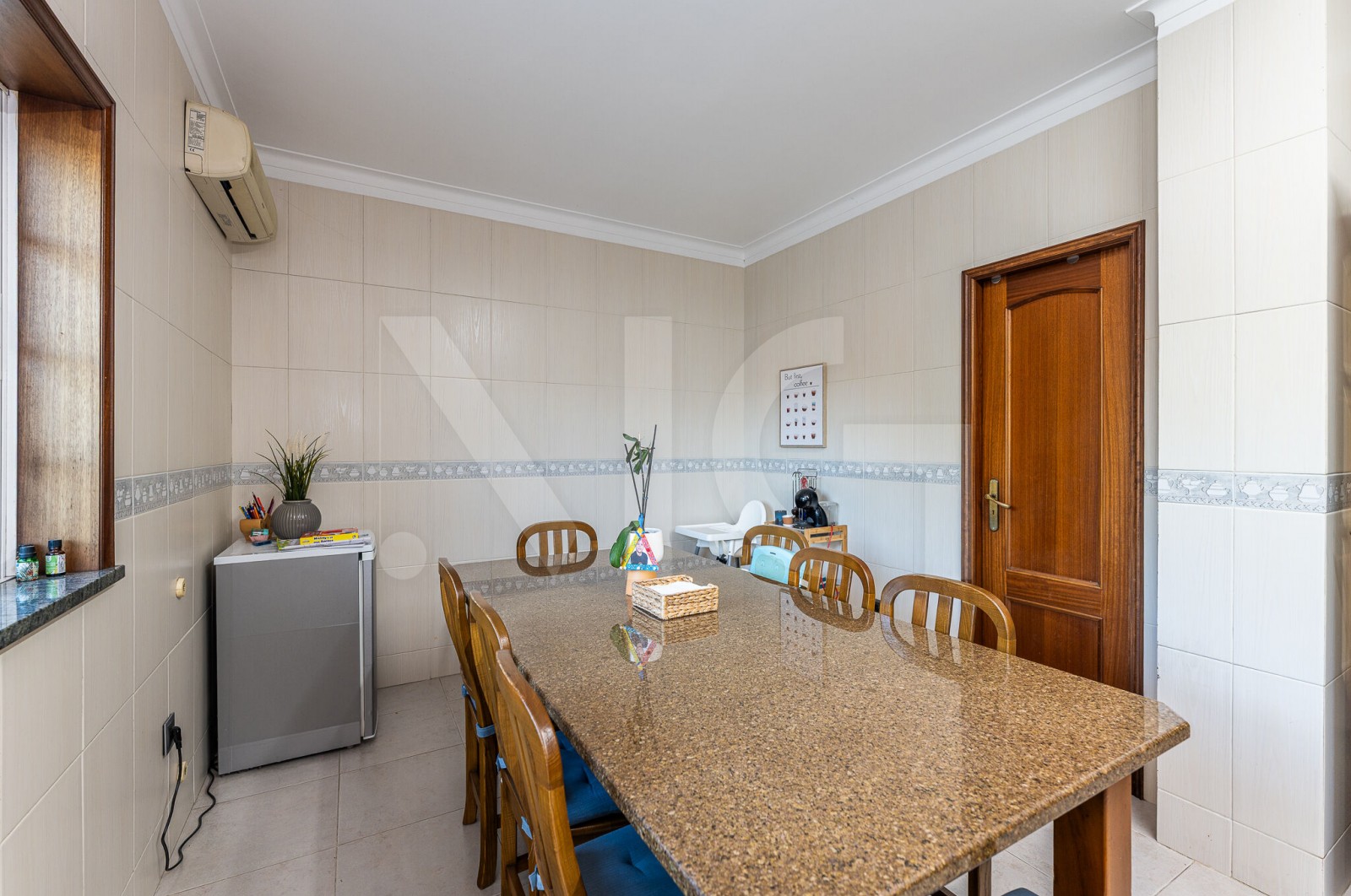 Moradia T4 para Venda em Covelas, Trofa, Porto - Cozinha (Imagem 1)