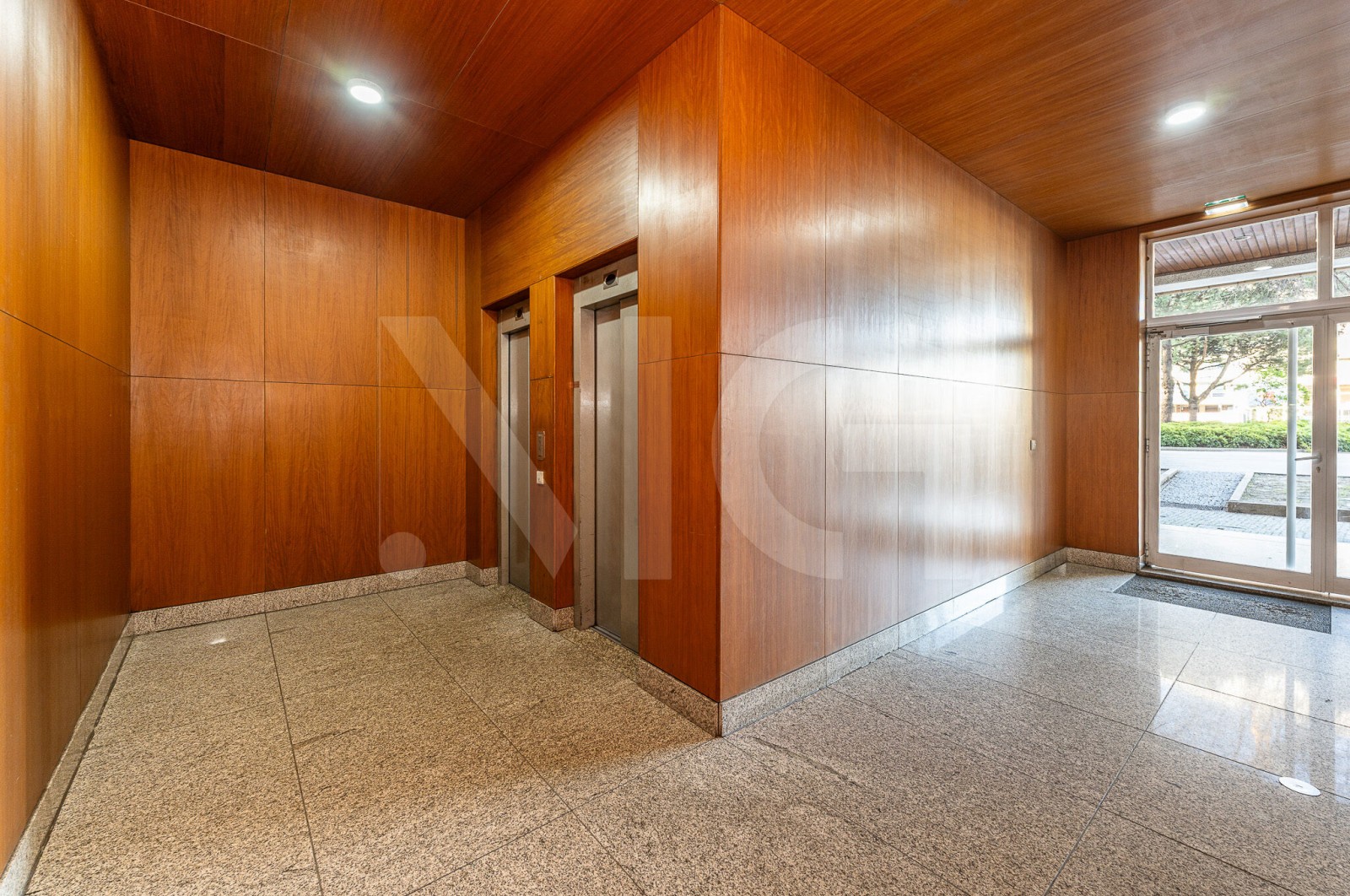 Apartment T3 for For sale in Matosinhos e Leça da Palmeira, Matosinhos, Porto - Áreas comuns (Imagem 2)