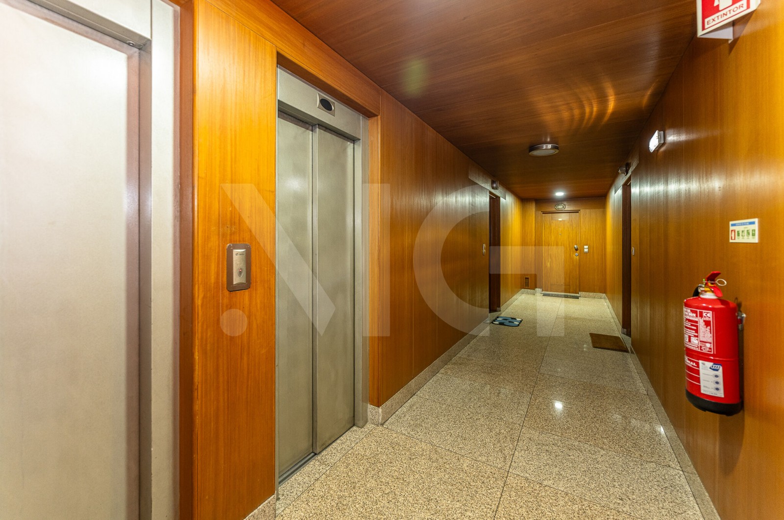 Apartment T3 for For sale in Matosinhos e Leça da Palmeira, Matosinhos, Porto - Áreas comuns (Imagem 3)