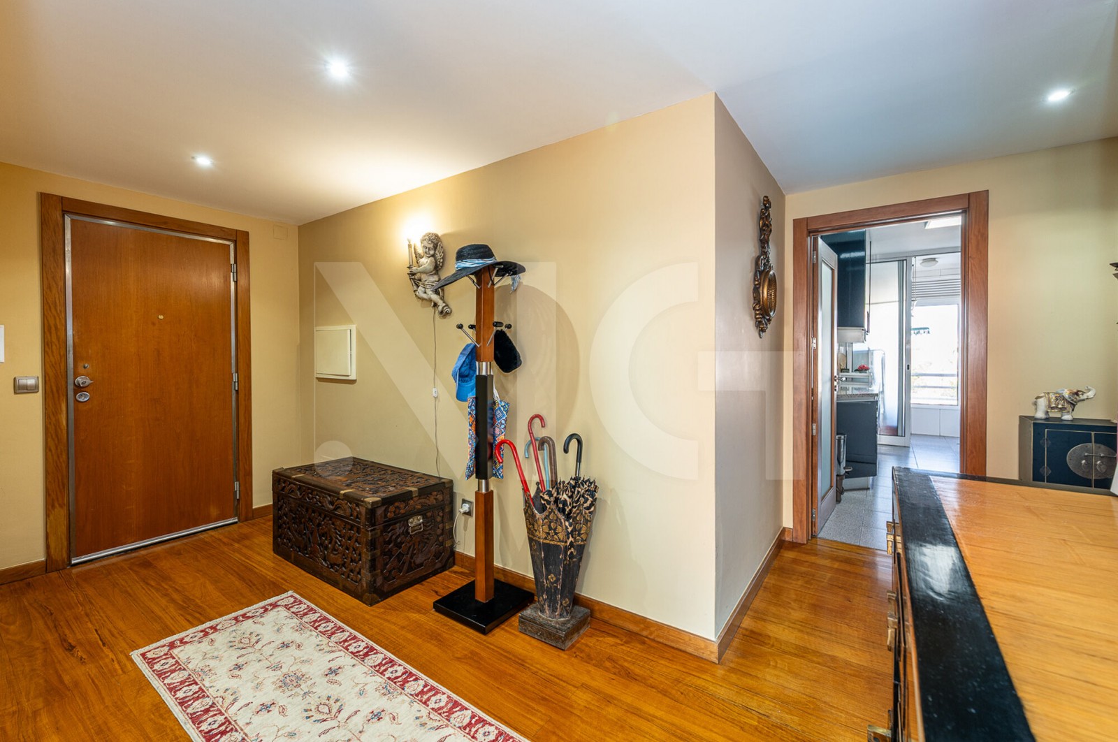 Apartment T3 for For sale in Matosinhos e Leça da Palmeira, Matosinhos, Porto - Hall de entrada (Imagem 2)