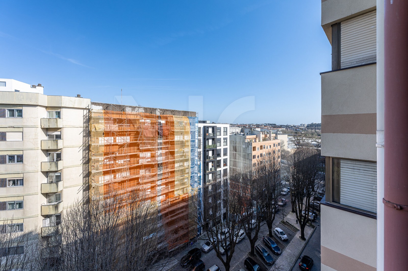 Apartment T3 for For sale in Matosinhos e Leça da Palmeira, Matosinhos, Porto - Varanda (Imagem 5)