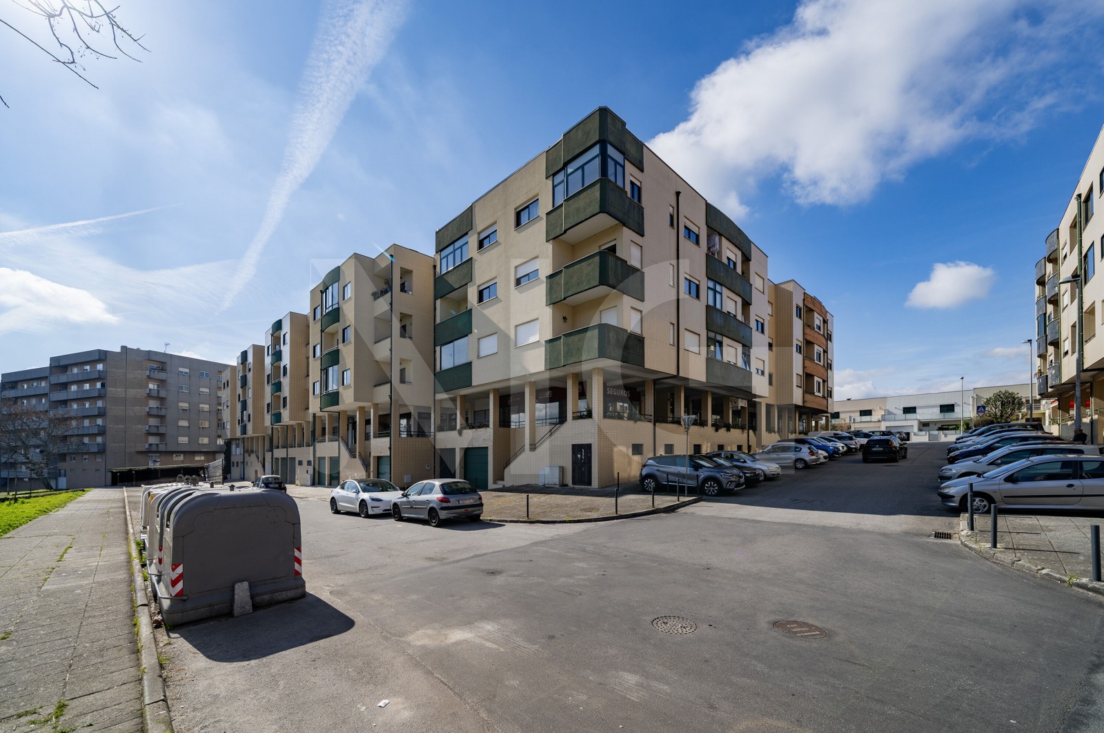 Apartment T3 for For sale in Braga (São Vítor), Braga, Braga - Fachada (Imagem 3)