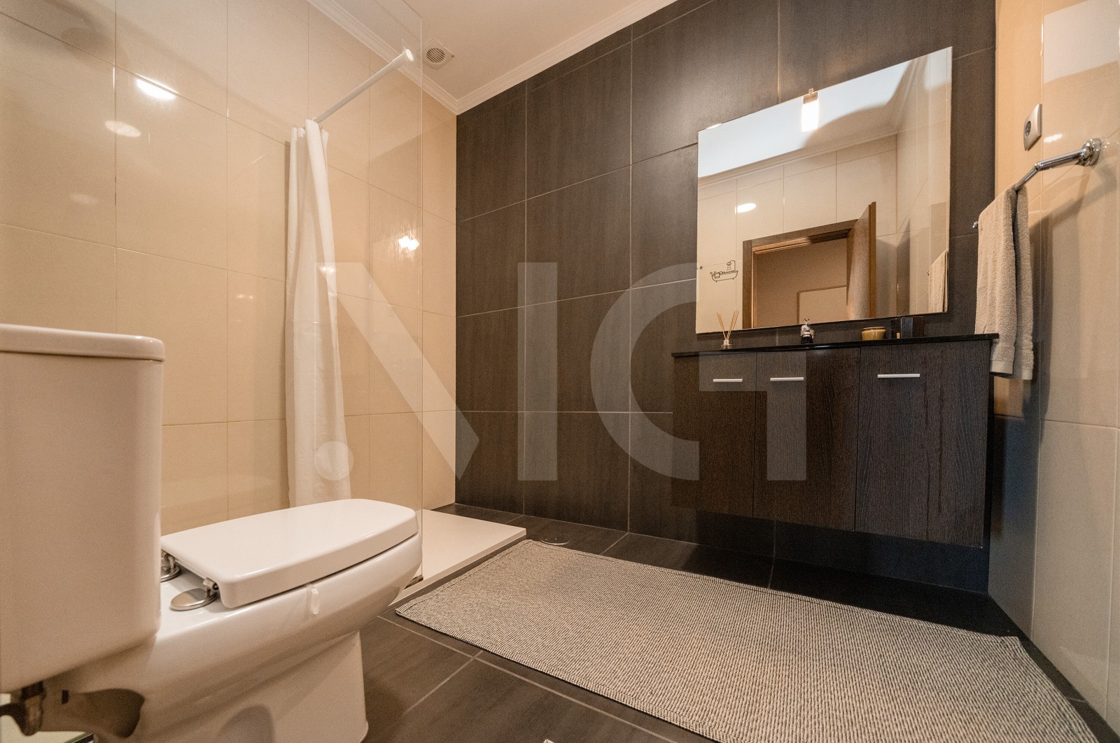 Apartment T3 for For sale in Braga (São Vítor), Braga, Braga - Casa de banho (Imagem 1)