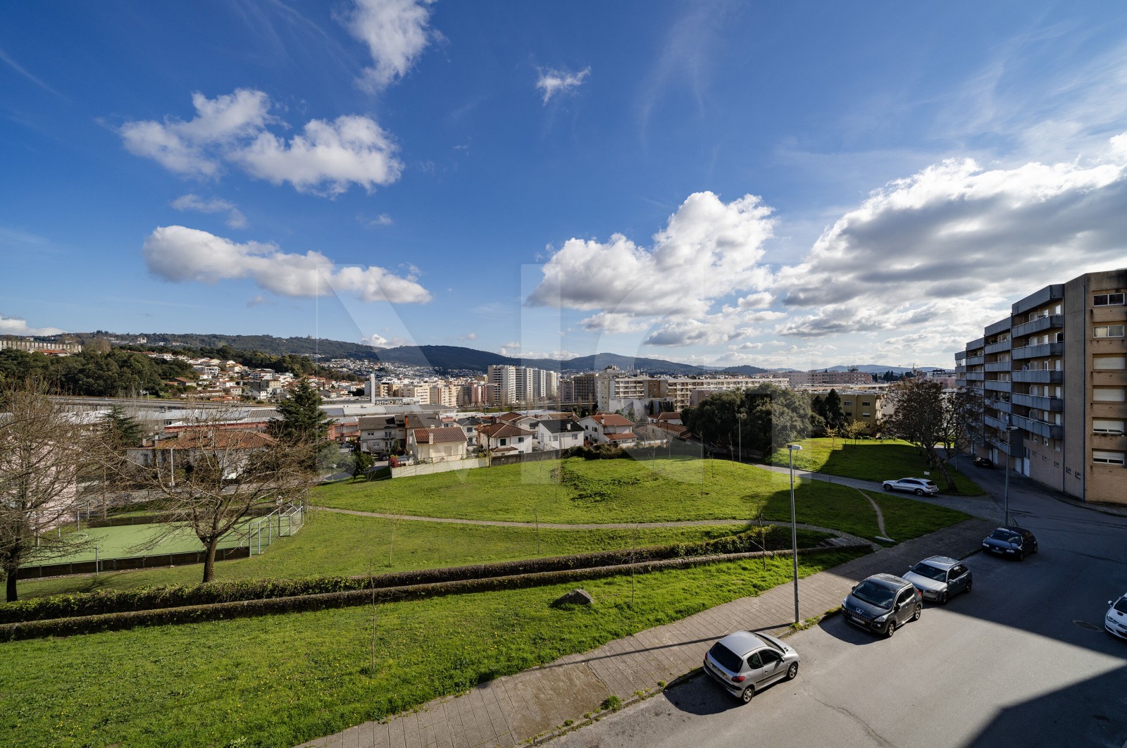 Apartment T3 for For sale in Braga (São Vítor), Braga, Braga - Vistas (Imagem 2)