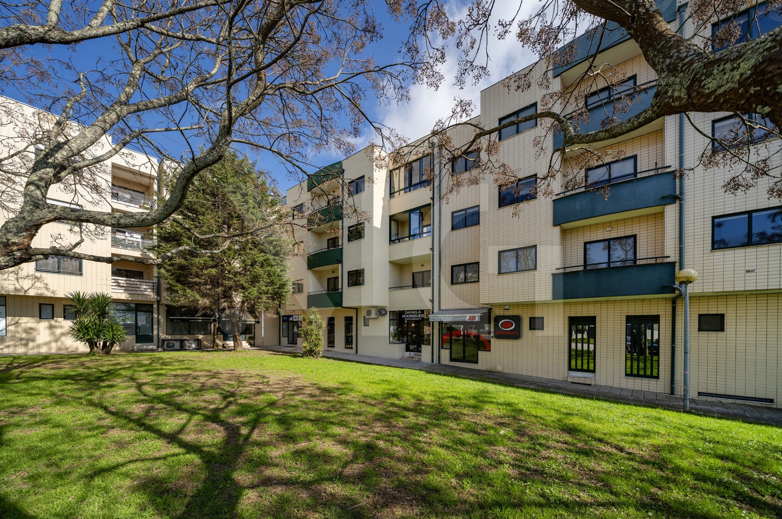 Apartment T3 for For sale in Braga (São Vítor), Braga, Braga - Fachada (Imagem 1)