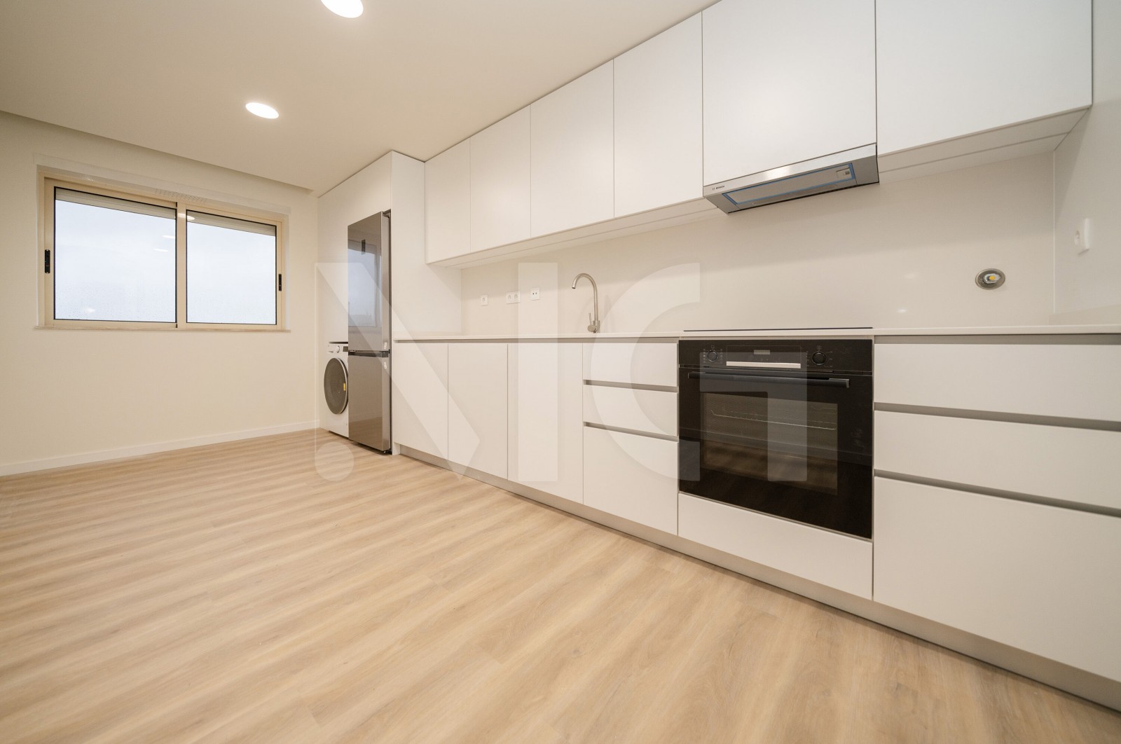 Apartamento T2 para Venda em Real, Dume e Semelhe, Braga, Braga - Cozinha (Imagem 1)