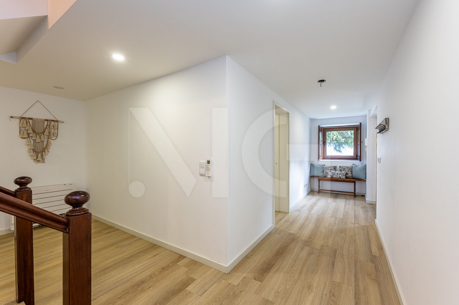 Moradia T4 para Venda em Gondar e Orbacém, Caminha, Viana do Castelo - Hall de entrada (Imagem 2)