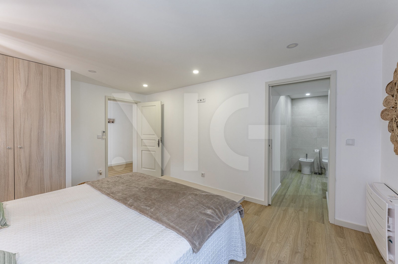 Moradia T4 para Venda em Gondar e Orbacém, Caminha, Viana do Castelo - Quarto (Imagem 3)