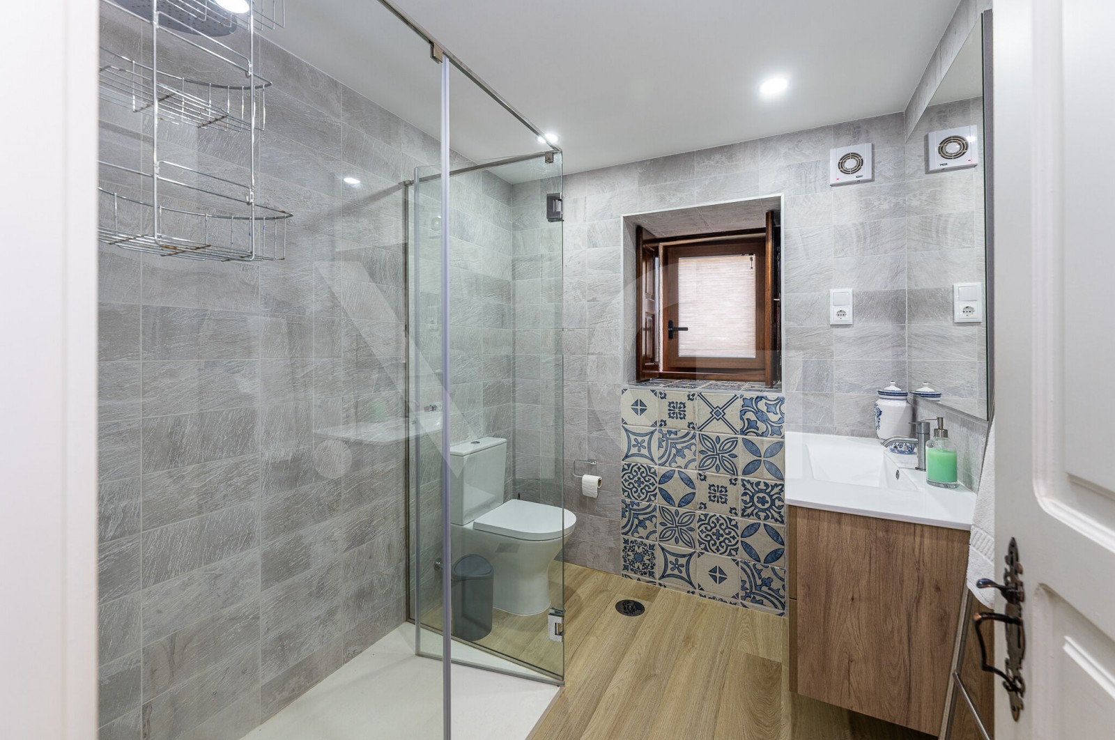 Moradia T4 para Venda em Gondar e Orbacém, Caminha, Viana do Castelo - Casa de banho (Imagem 3)