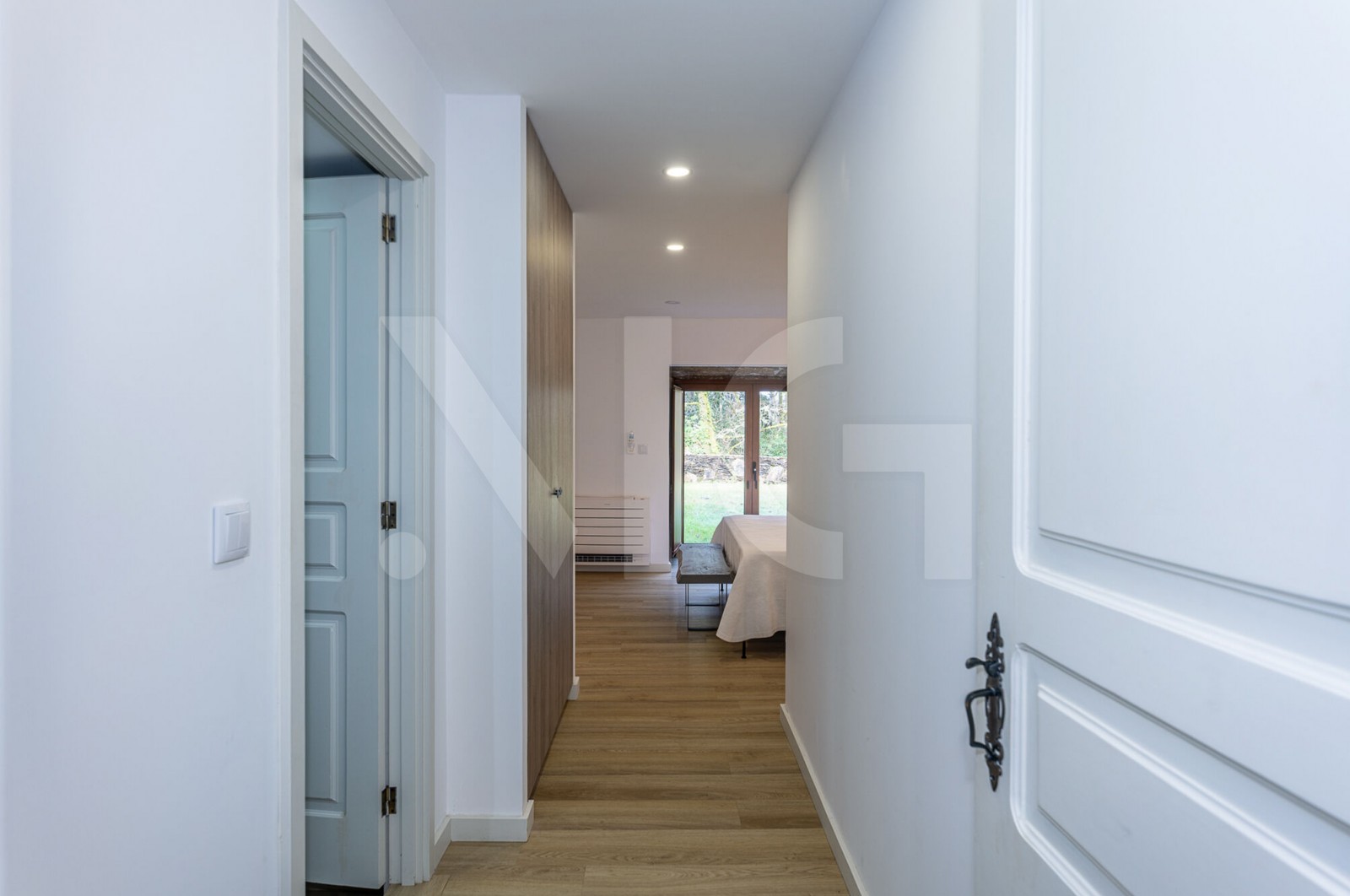 Moradia T4 para Venda em Gondar e Orbacém, Caminha, Viana do Castelo - Corredor (Imagem 6)