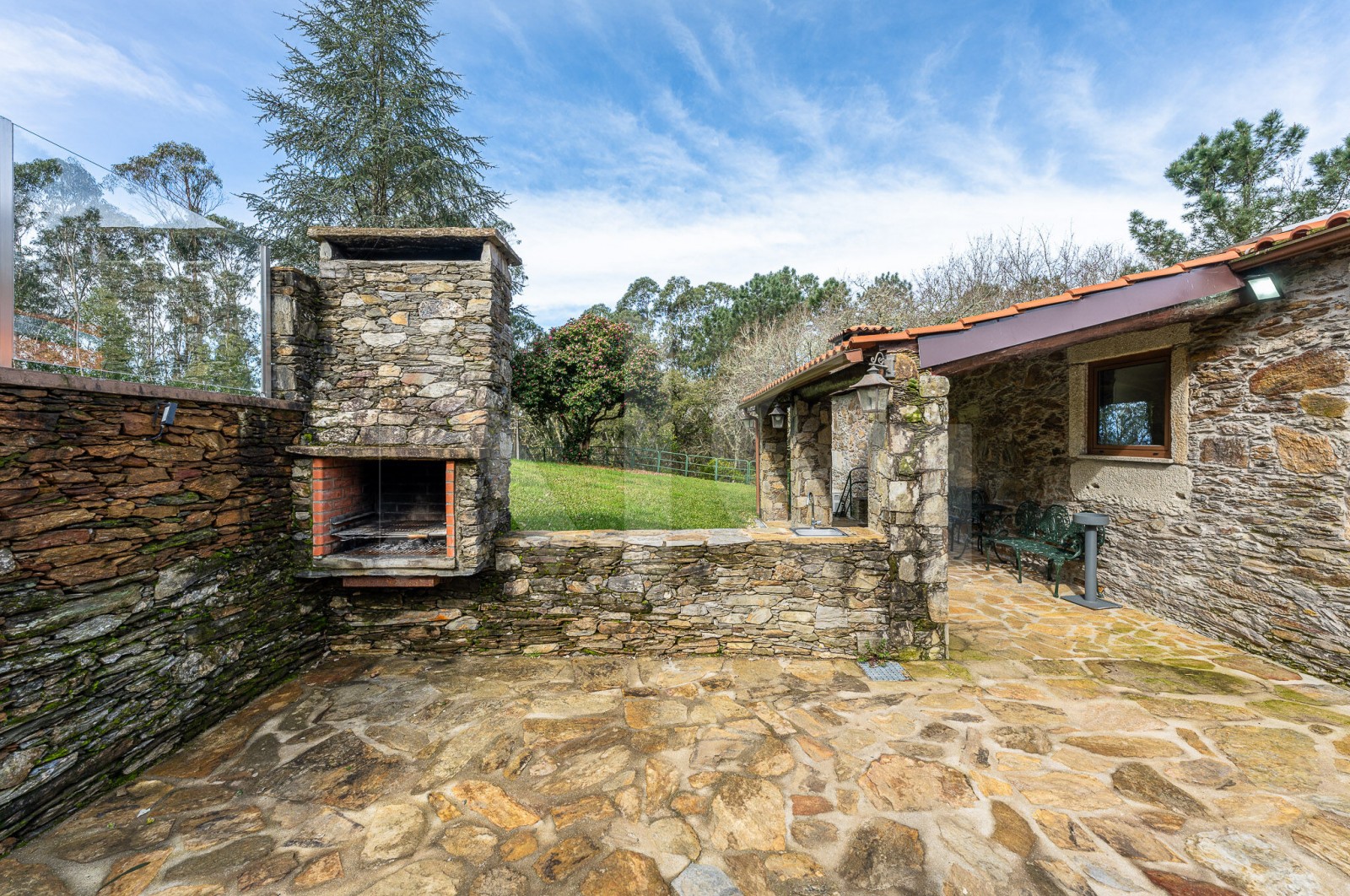 Moradia T4 para Venda em Gondar e Orbacém, Caminha, Viana do Castelo - Quintal/Jardim (Imagem 6)