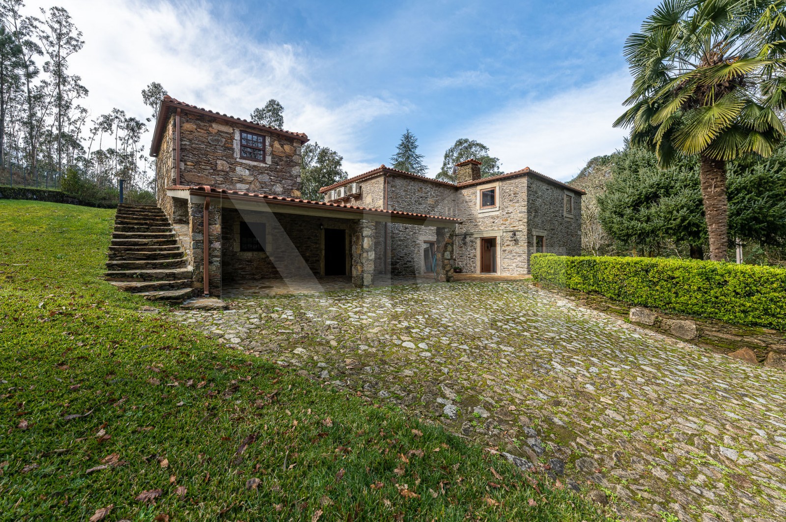 Moradia T4 para Venda em Gondar e Orbacém, Caminha, Viana do Castelo - Quintal/Jardim (Imagem 9)