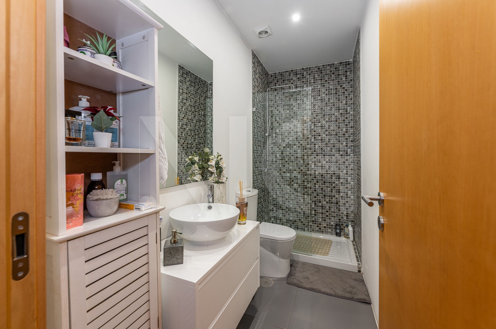 House T3 for For sale in Paranhos, Porto, Porto - Casa de banho (Imagem 1)