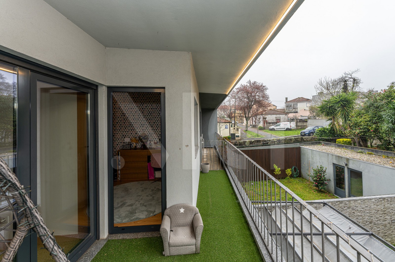 House T3 for For sale in Paranhos, Porto, Porto - Varanda (Imagem 2)