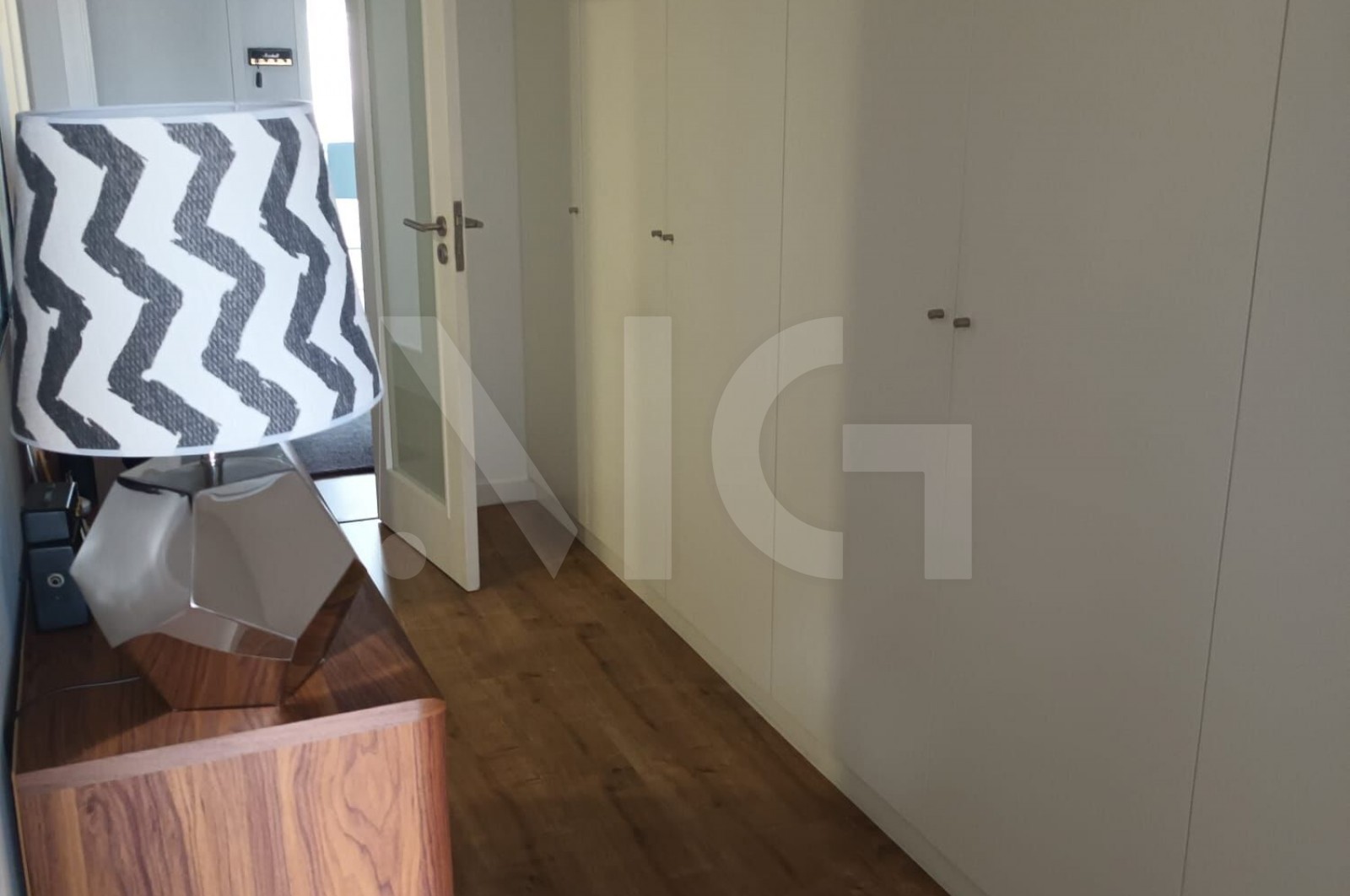 Apartamento T2 para Venda em Custóias, Leça do Balio e Guifões, Matosinhos, Porto - Corredor (Imagem 1)