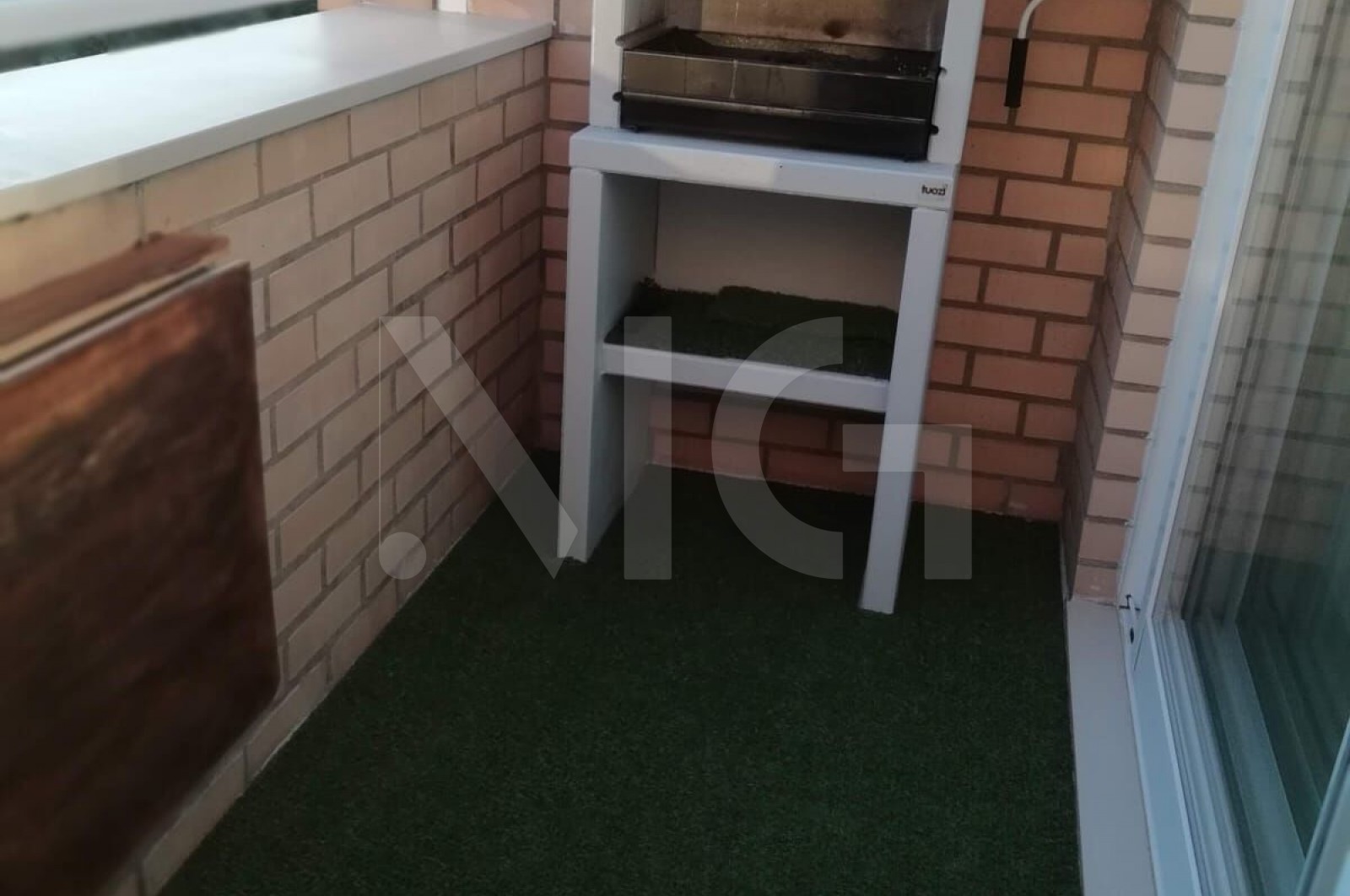 Apartamento T2 para Venda em Custóias, Leça do Balio e Guifões, Matosinhos, Porto - Varanda (Imagem 1)