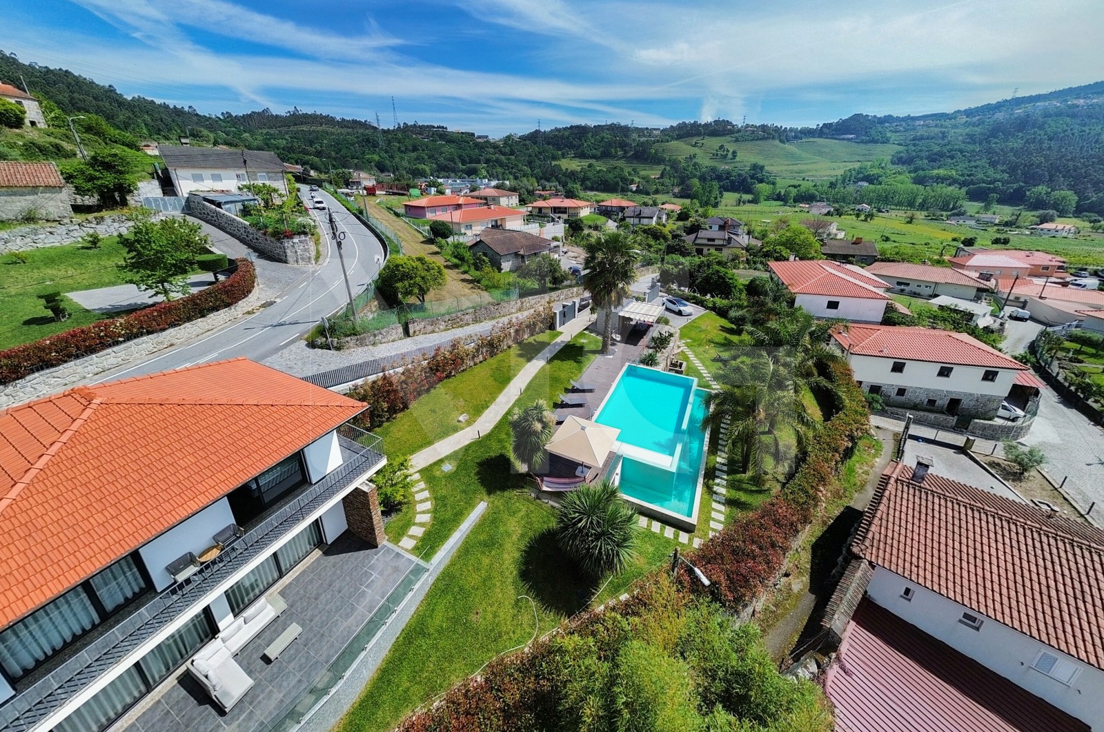 Moradia T4 para Venda em Geraz do Minho, Póvoa de Lanhoso, Braga - Área envolvente (Imagem 2)