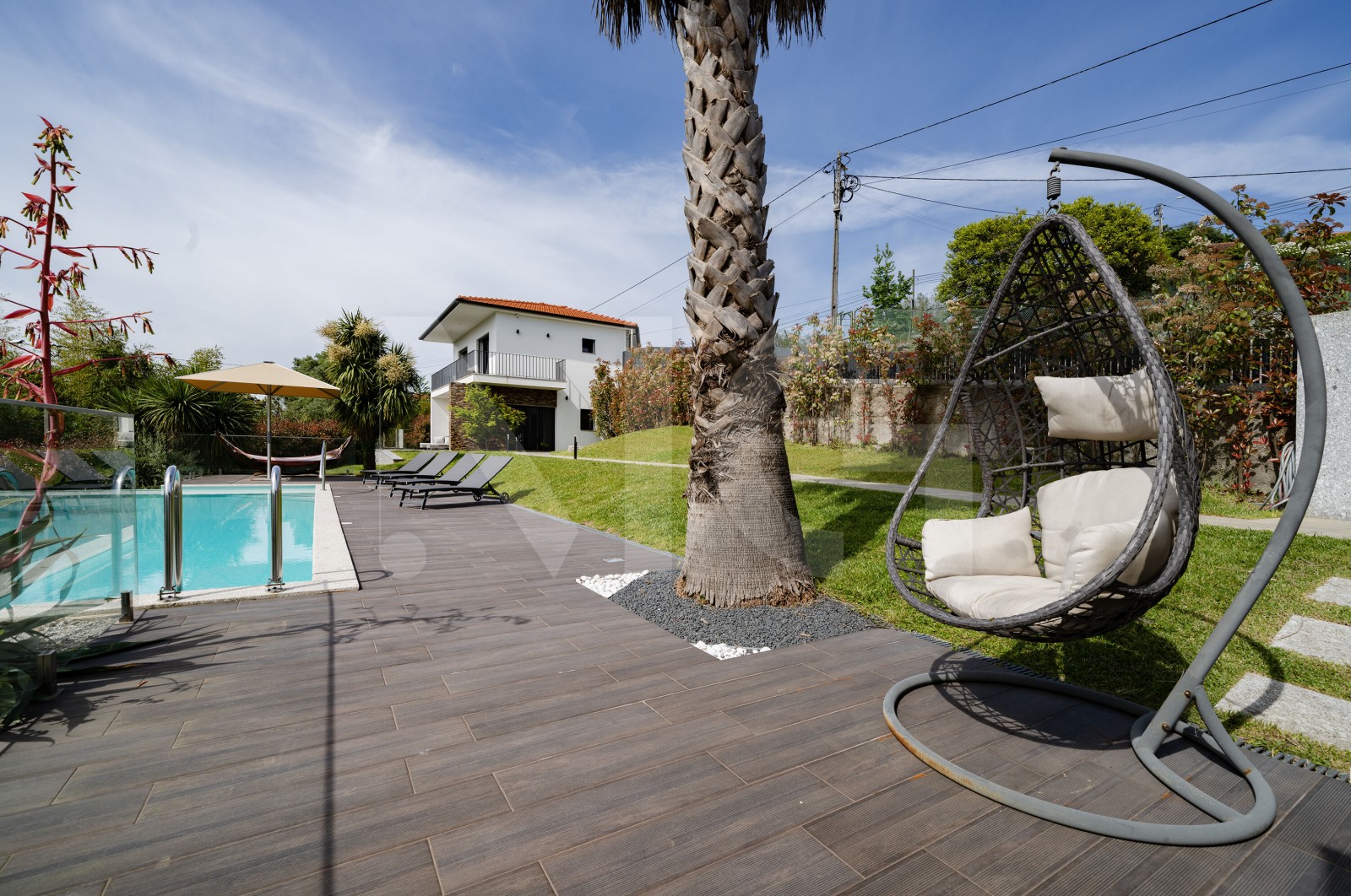 Moradia T4 para Venda em Geraz do Minho, Póvoa de Lanhoso, Braga - Piscina (Imagem 1)