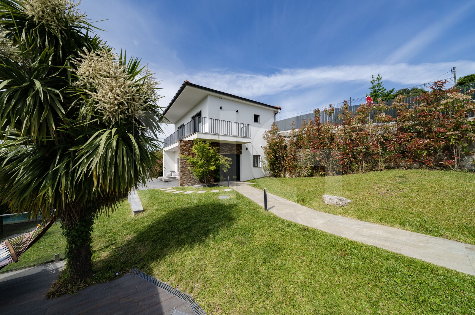 Moradia T4 para Venda em Geraz do Minho, Póvoa de Lanhoso, Braga - Fachada (Imagem 5)