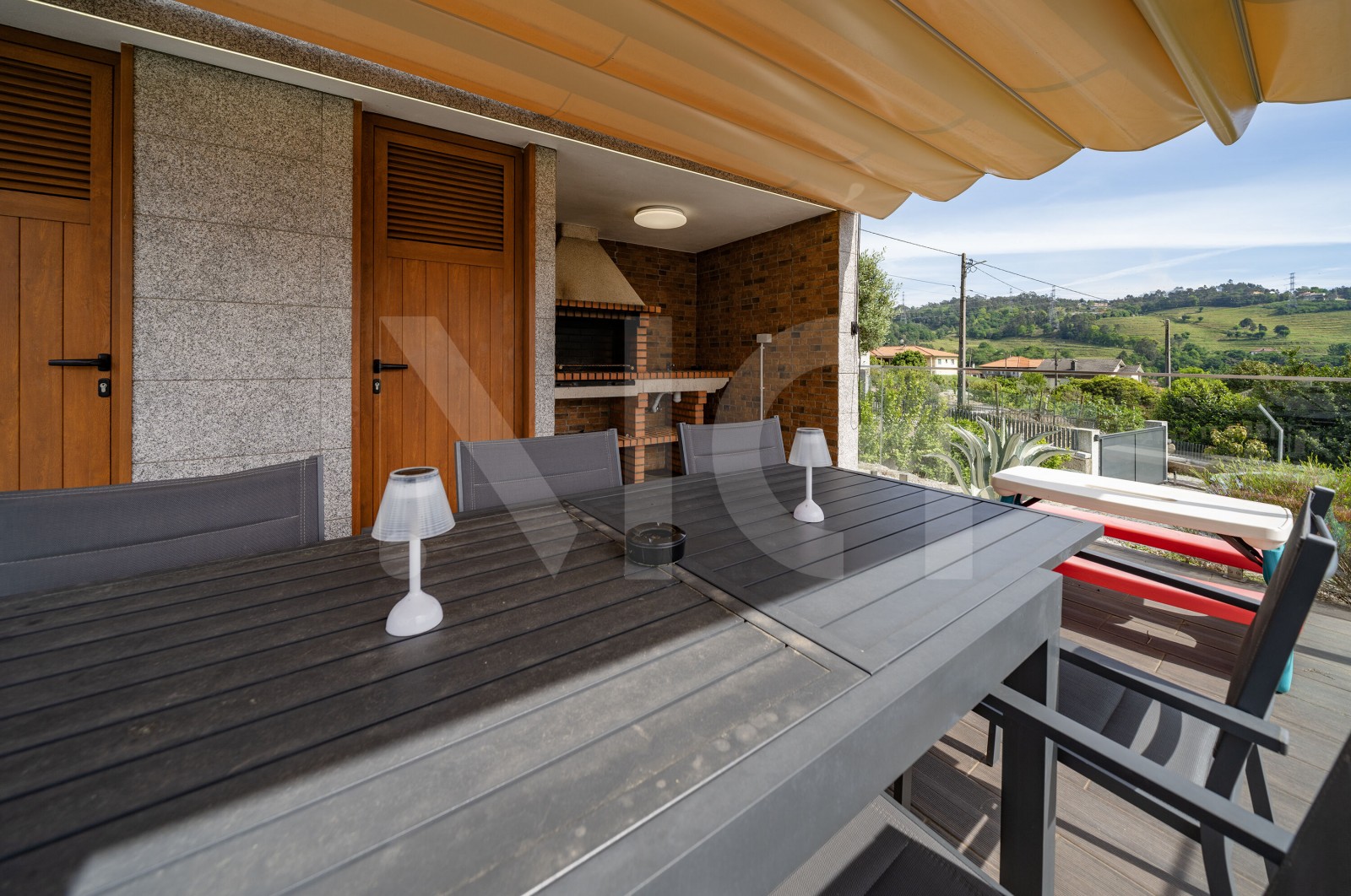 Moradia T4 para Venda em Geraz do Minho, Póvoa de Lanhoso, Braga - Quintal/Jardim (Imagem 2)
