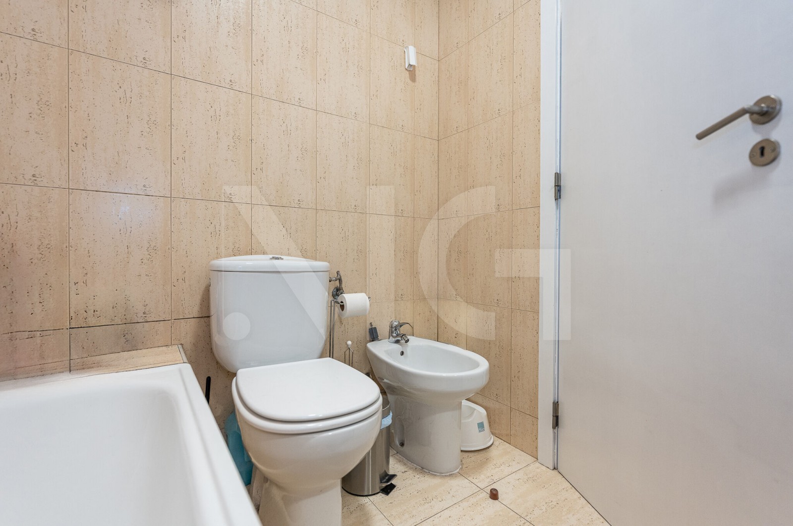Apartamento T2 para Venda em Rio Tinto, Gondomar, Porto - Casa de banho (Imagem 3)